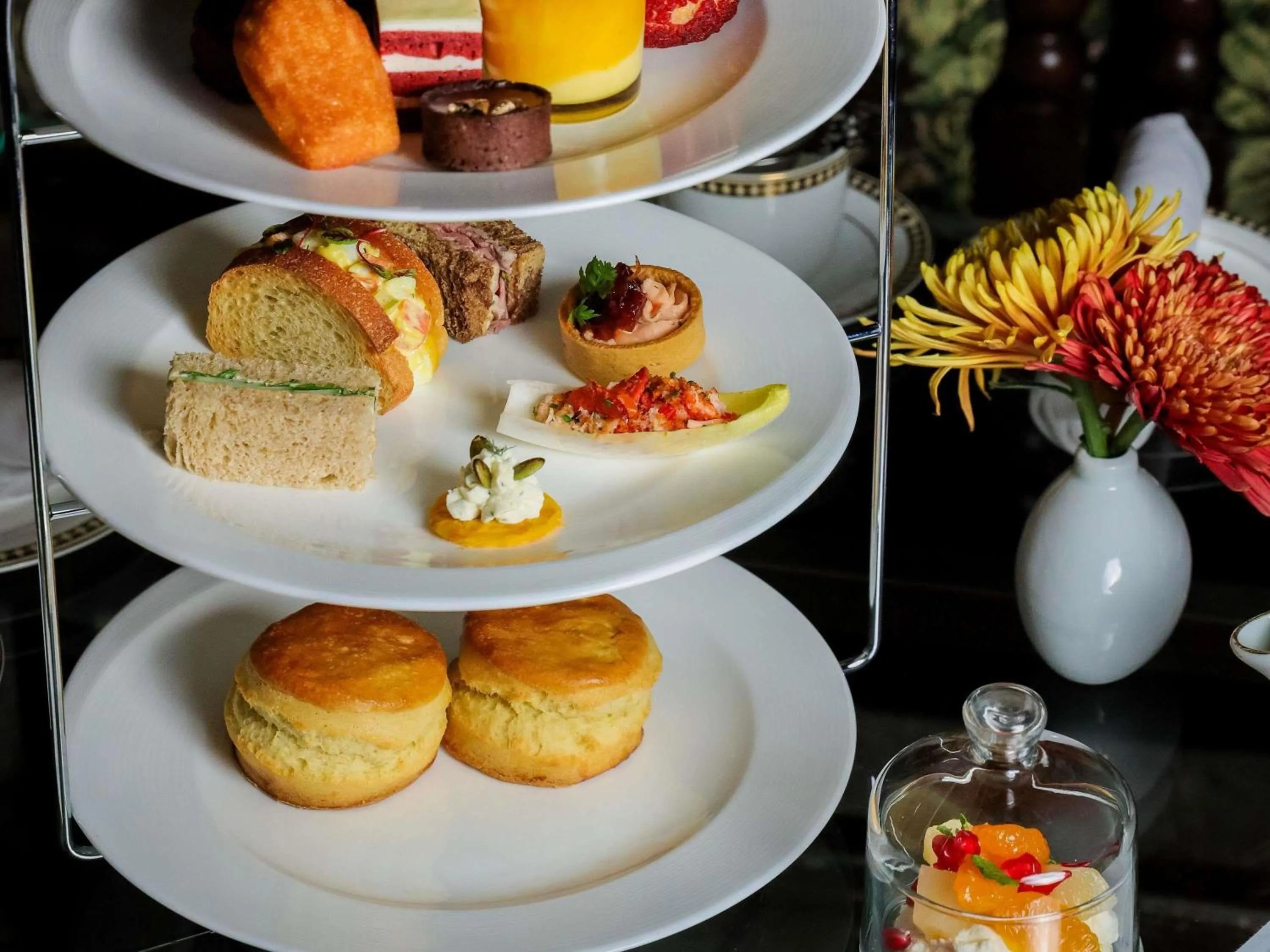 Restaurant/places to eat in Fairmont Olympic Hotel