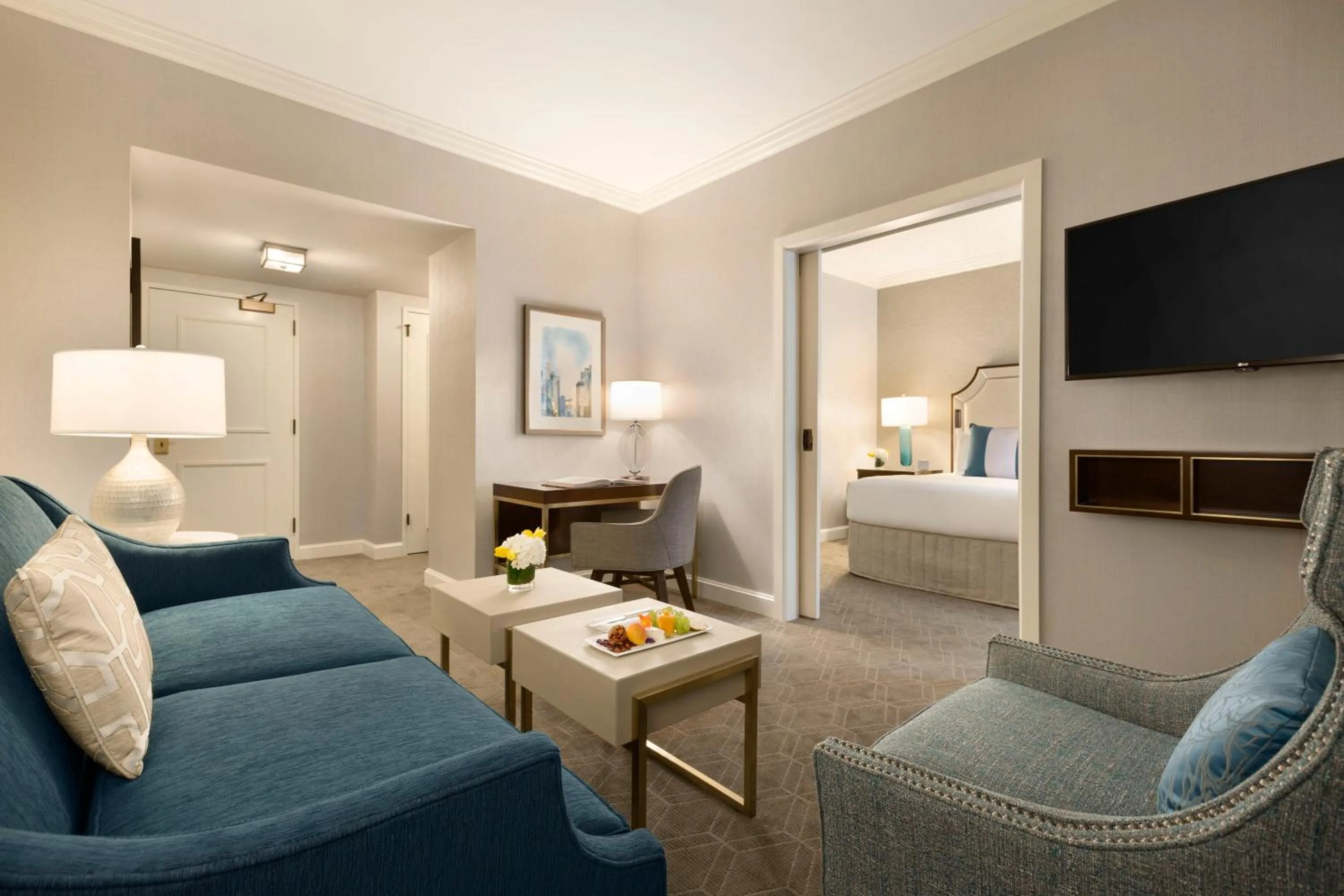 Photo of the whole room, Bed in Fairmont Olympic Hotel