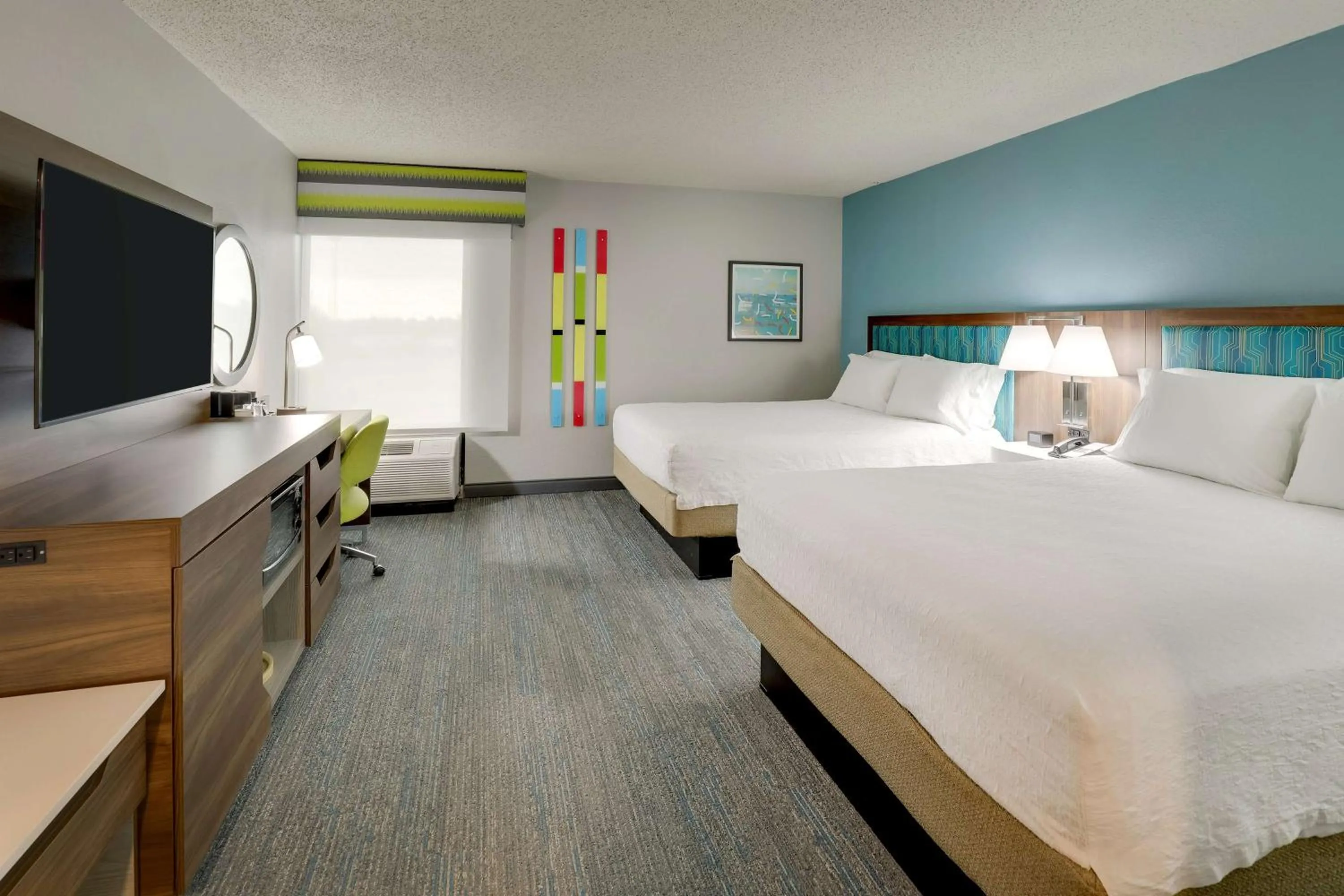 Bed in Hampton Inn Lebanon