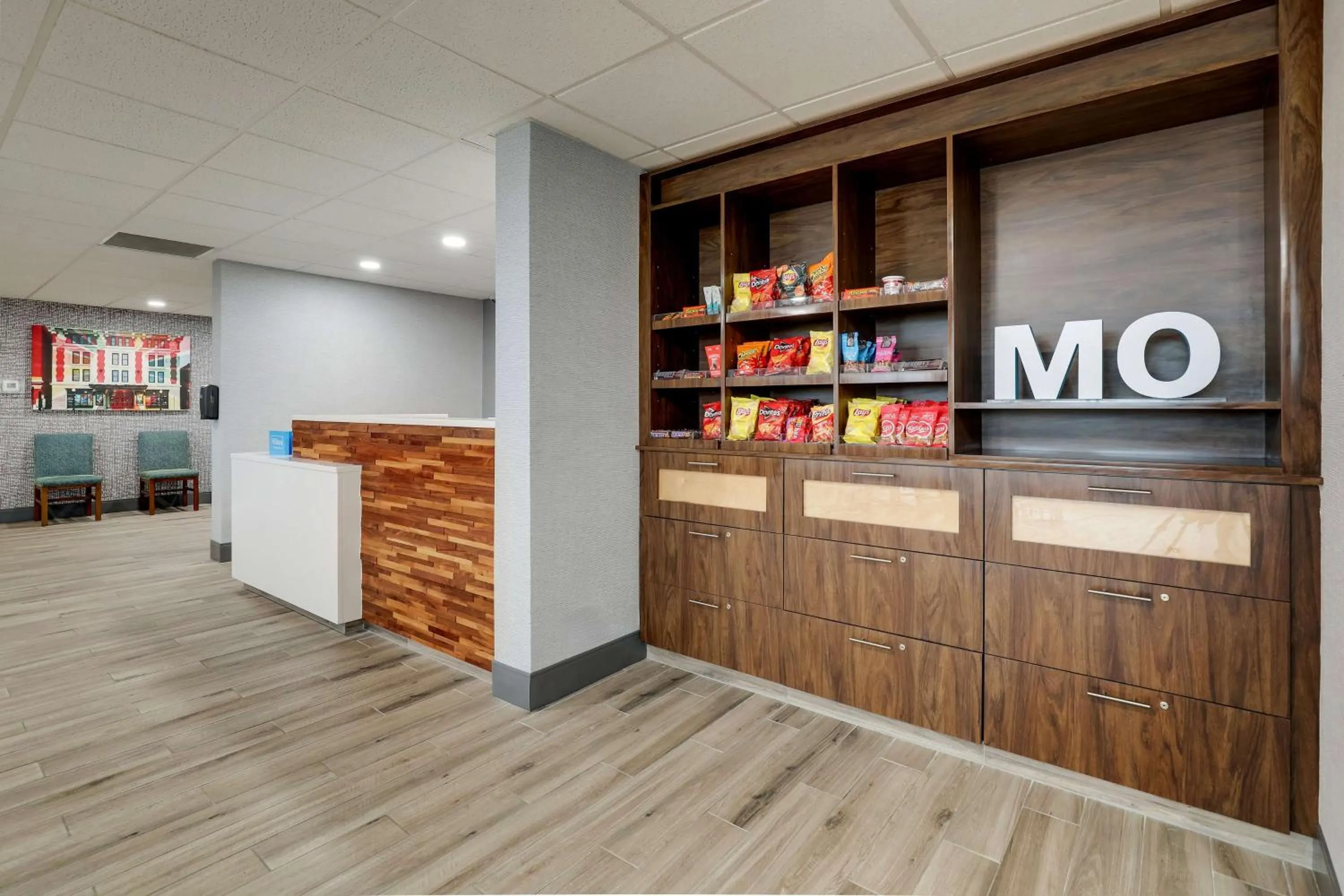 Restaurant/places to eat in Hampton Inn Lebanon