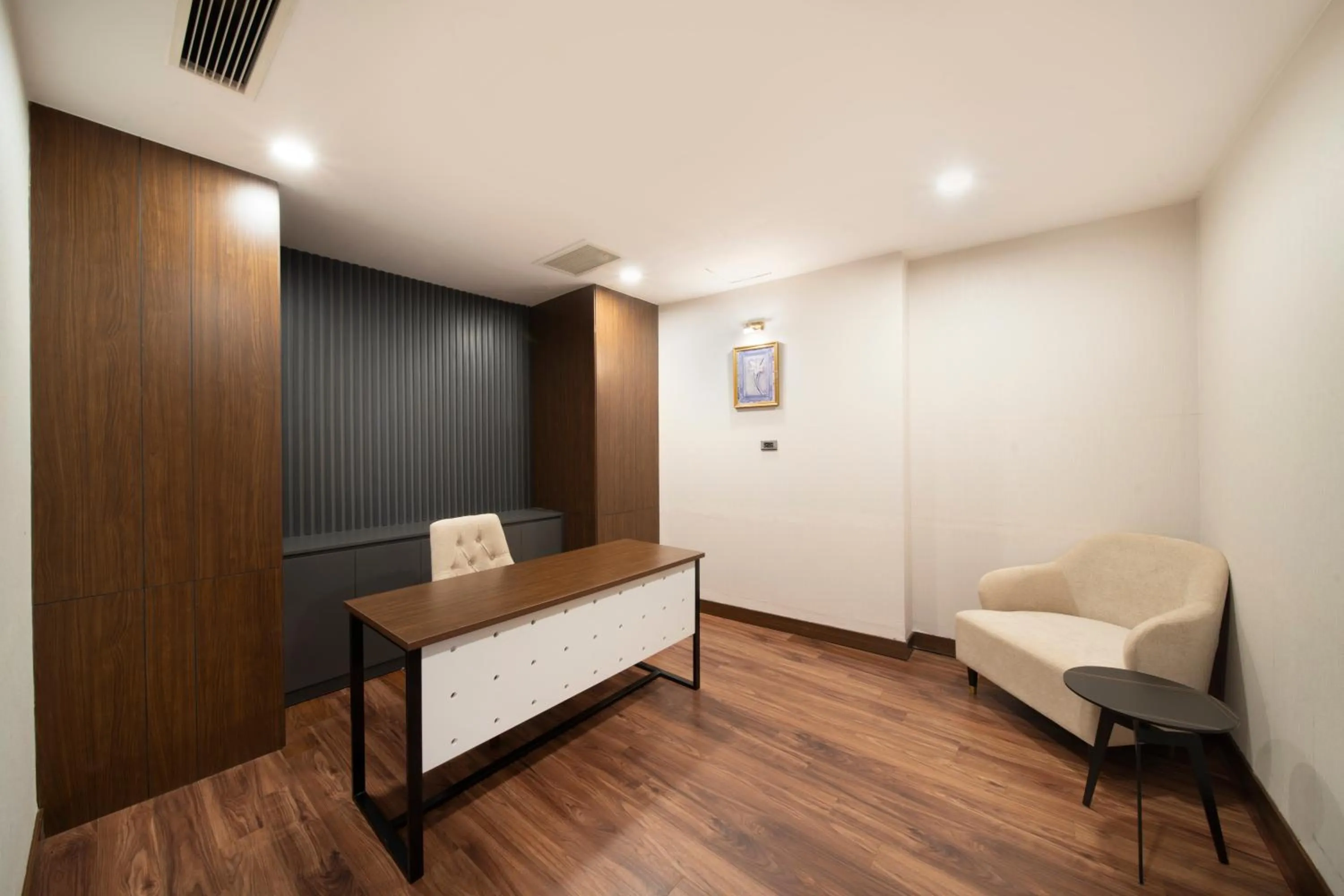 Photo of the whole room in Muong Thanh Grand Hanoi Hotel