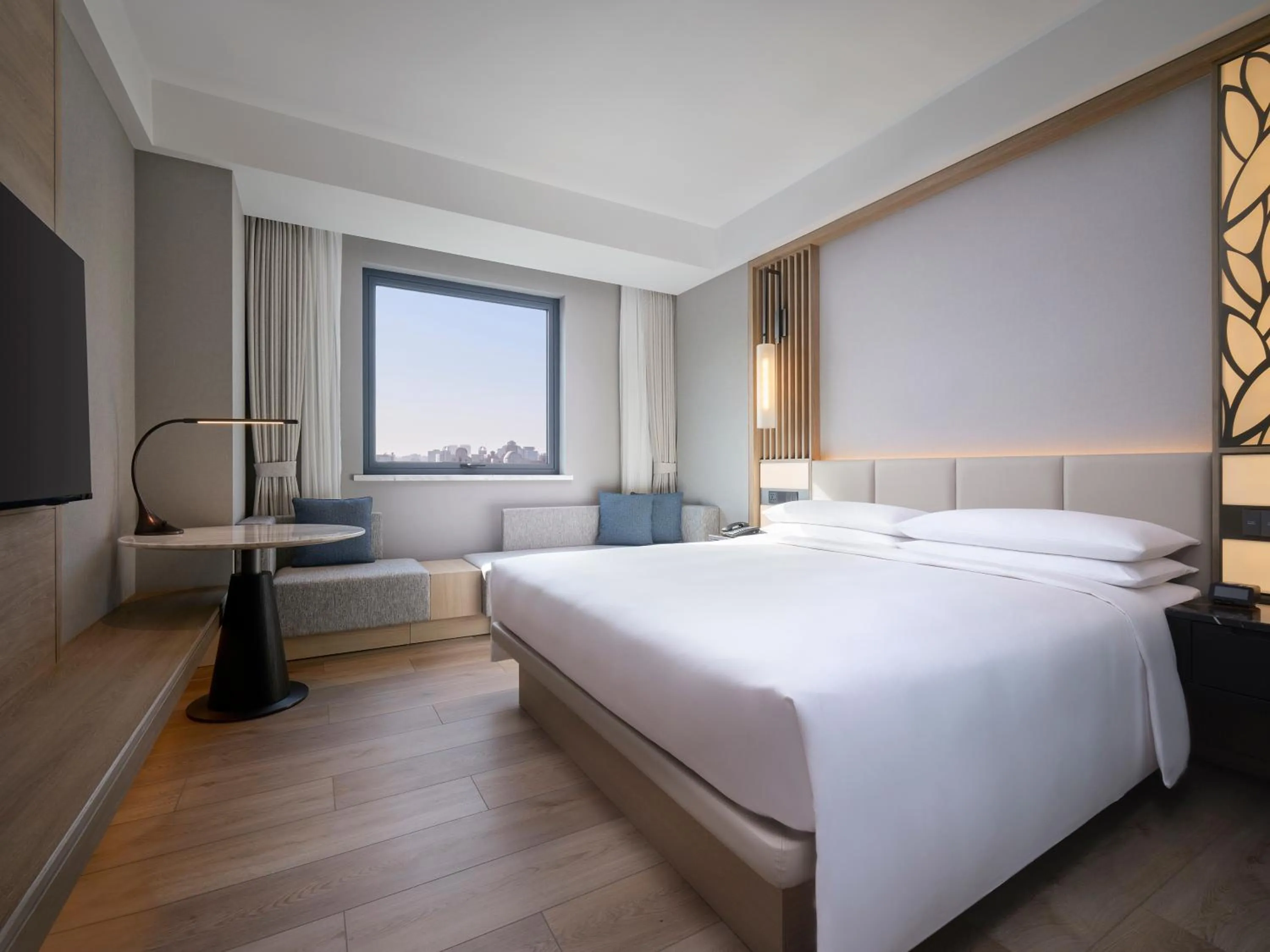 Bed in Courtyard By Marriott Shanghai Xujiahui