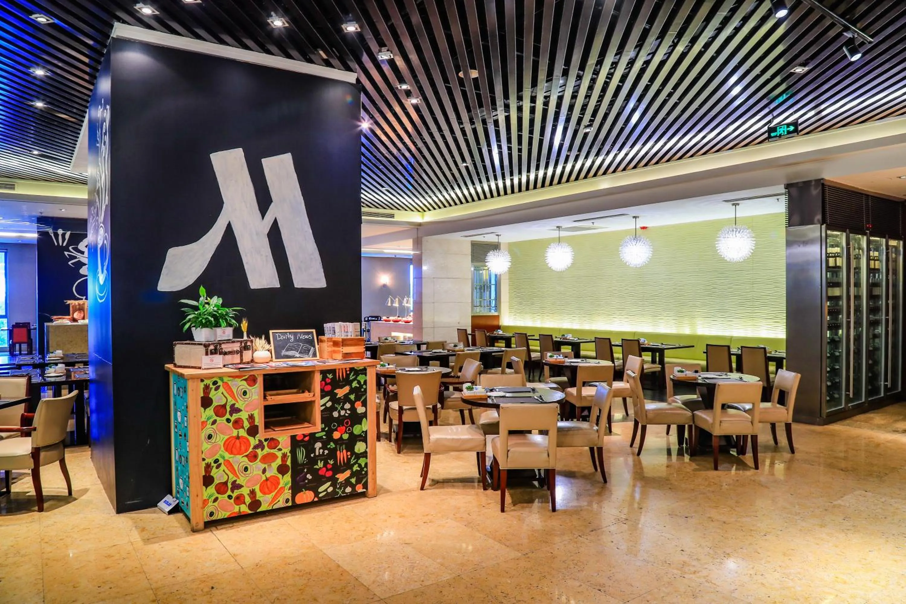 Restaurant/places to eat in Beijing Marriott Hotel Northeast