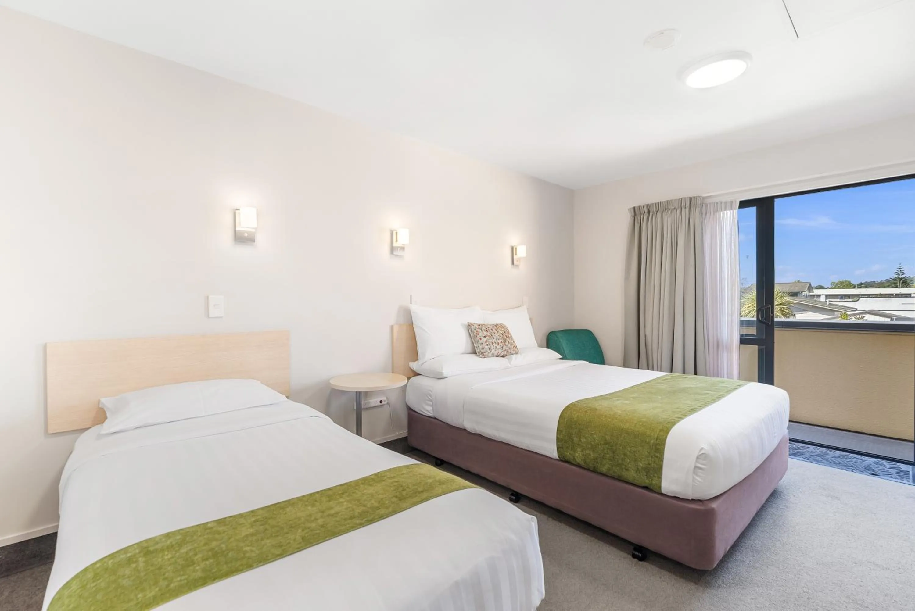 Bed in Bella Vista Motel Whangarei