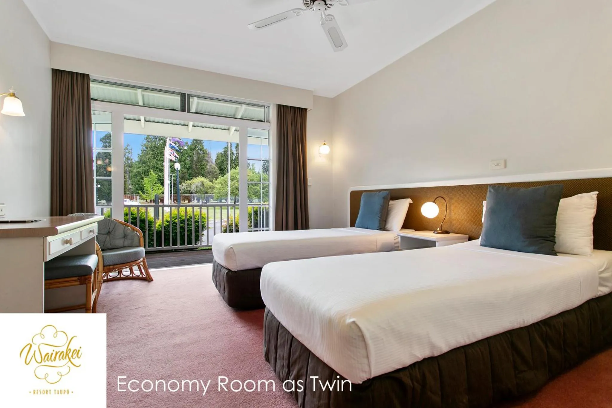 Photo of the whole room, Bed in Wairakei Resort Taupo