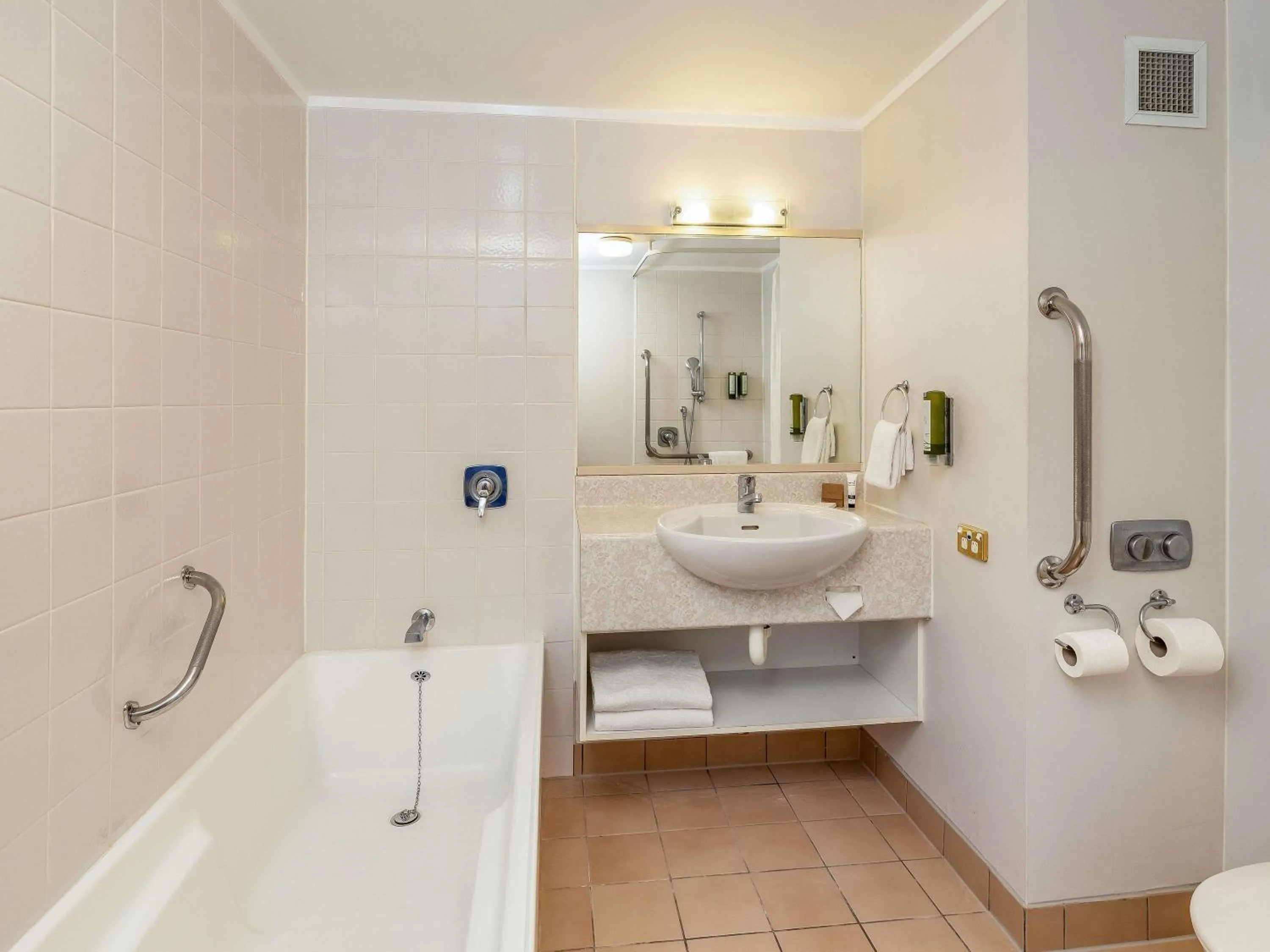 Bedroom in Wairakei Resort Taupo