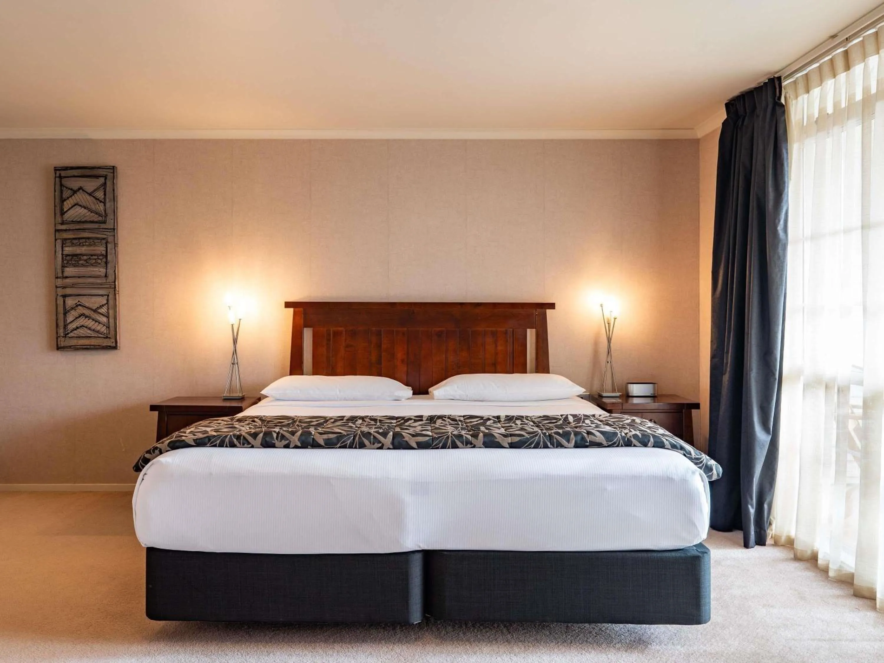 Bedroom, Bed in Wairakei Resort Taupo