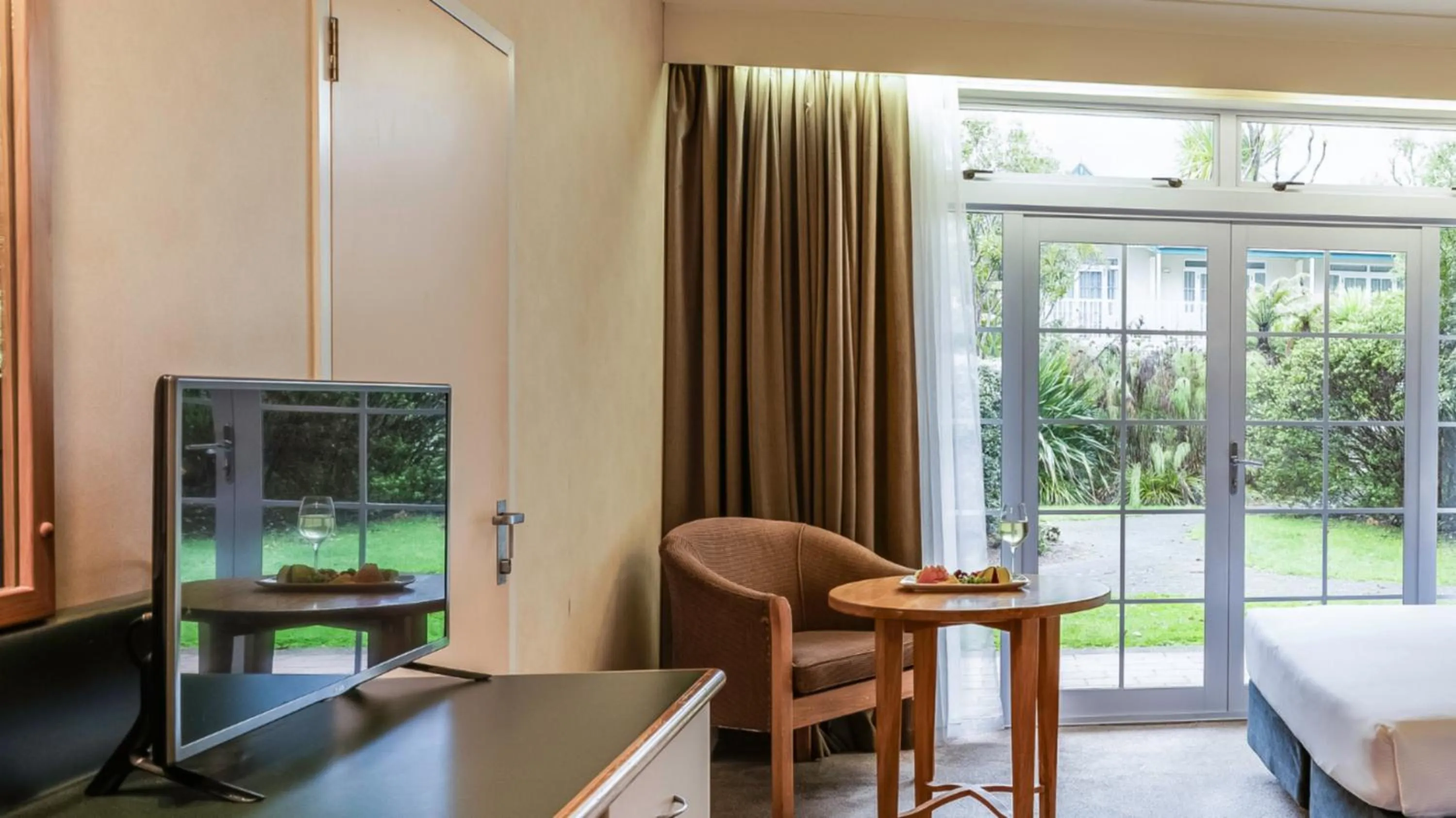 TV and multimedia, Bed in Wairakei Resort Taupo