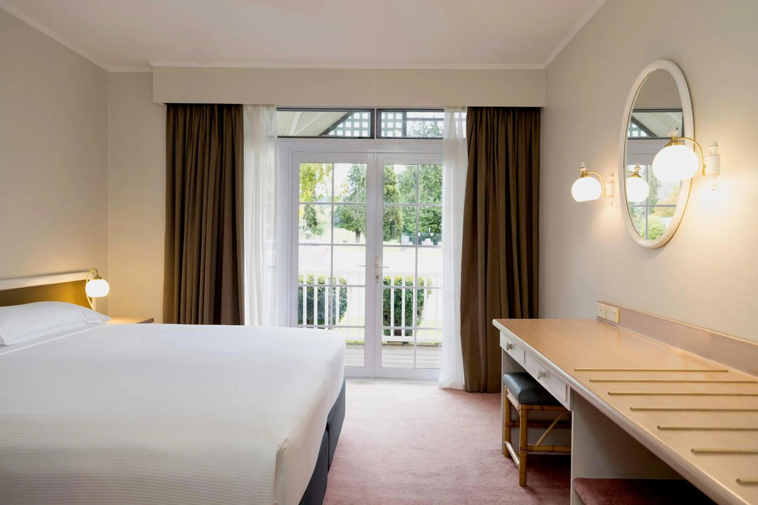 Bed in Wairakei Resort Taupo