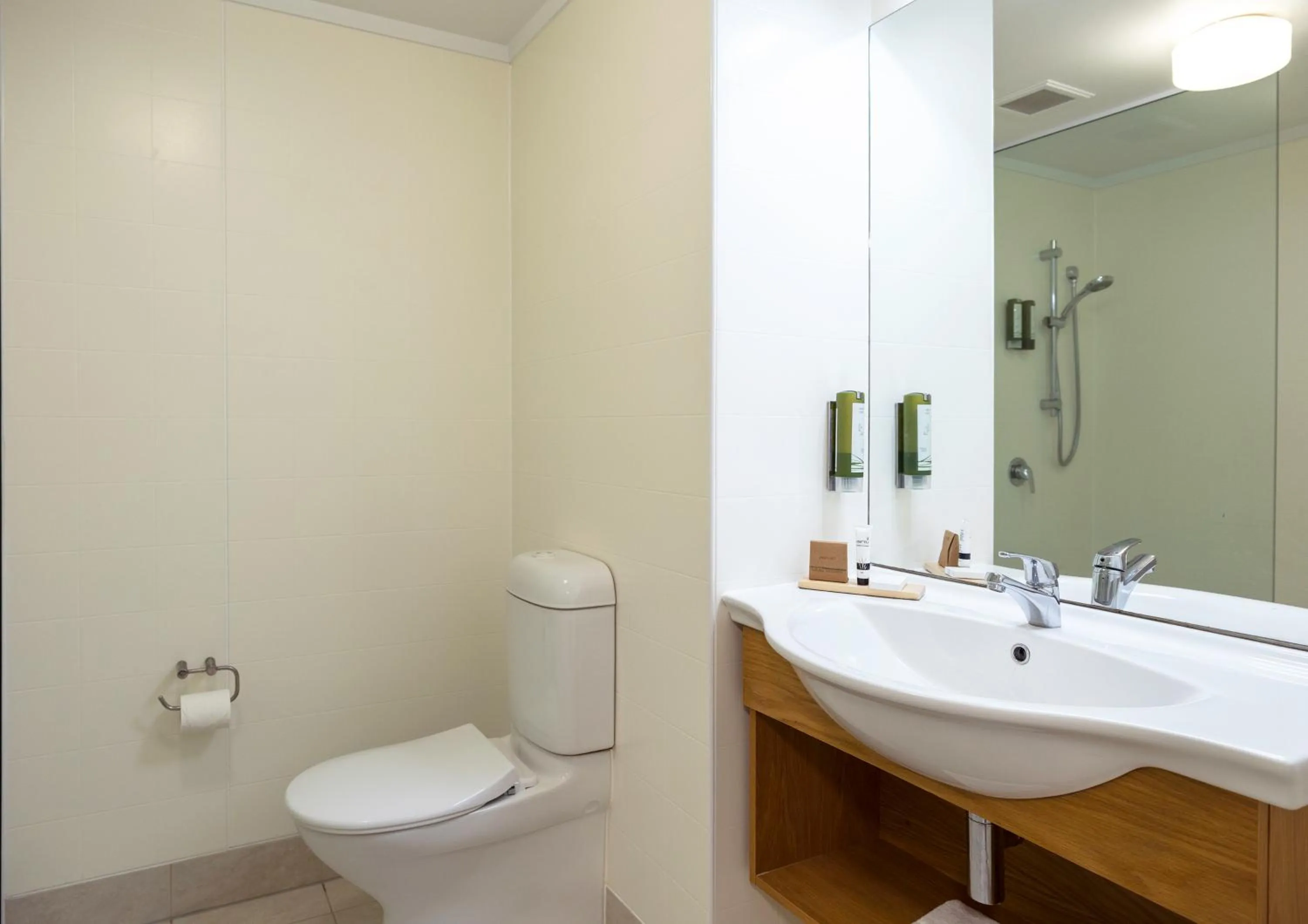 Bathroom in Wairakei Resort Taupo