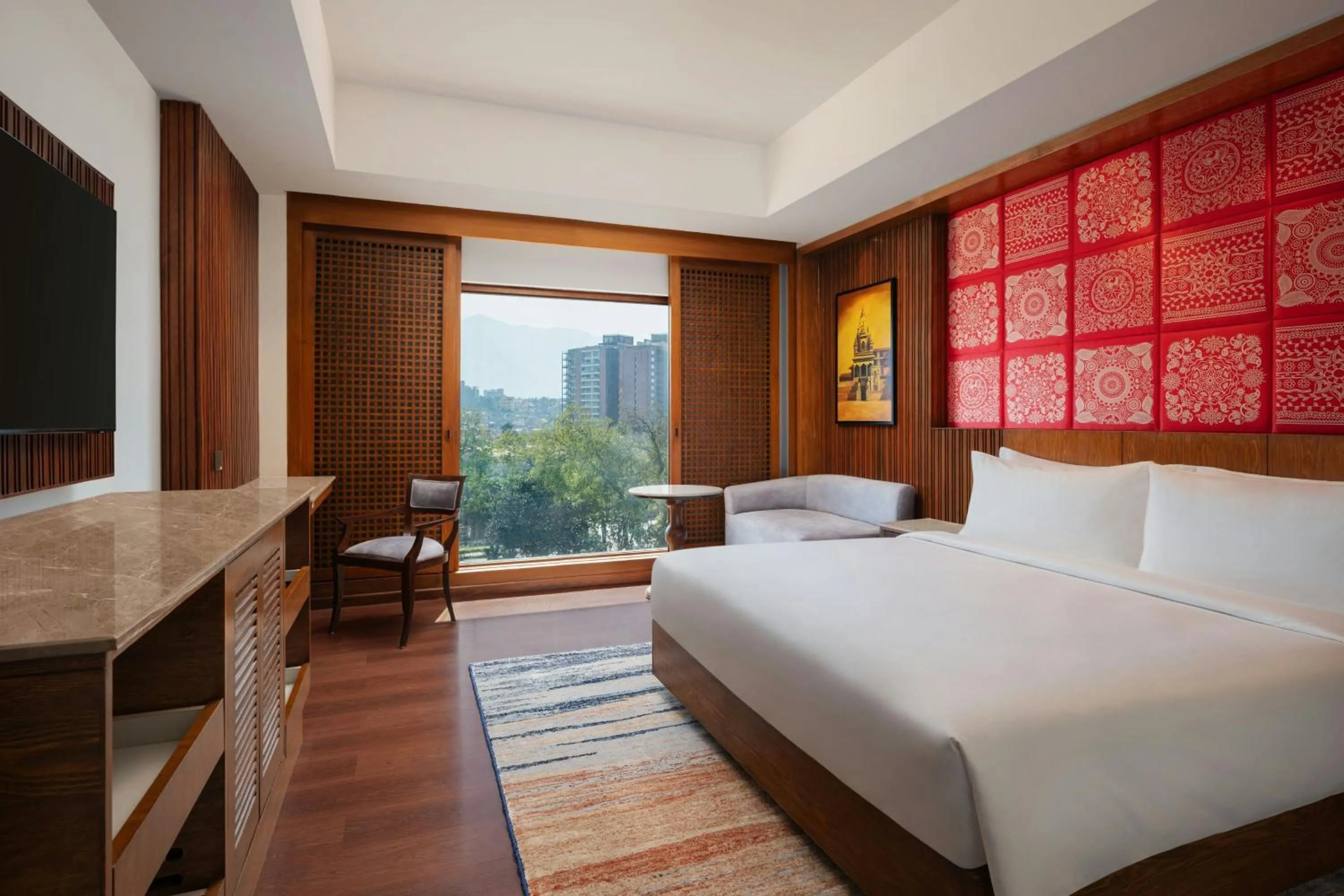 Photo of the whole room, Bed in The Soaltee Kathmandu, Autograph Collection