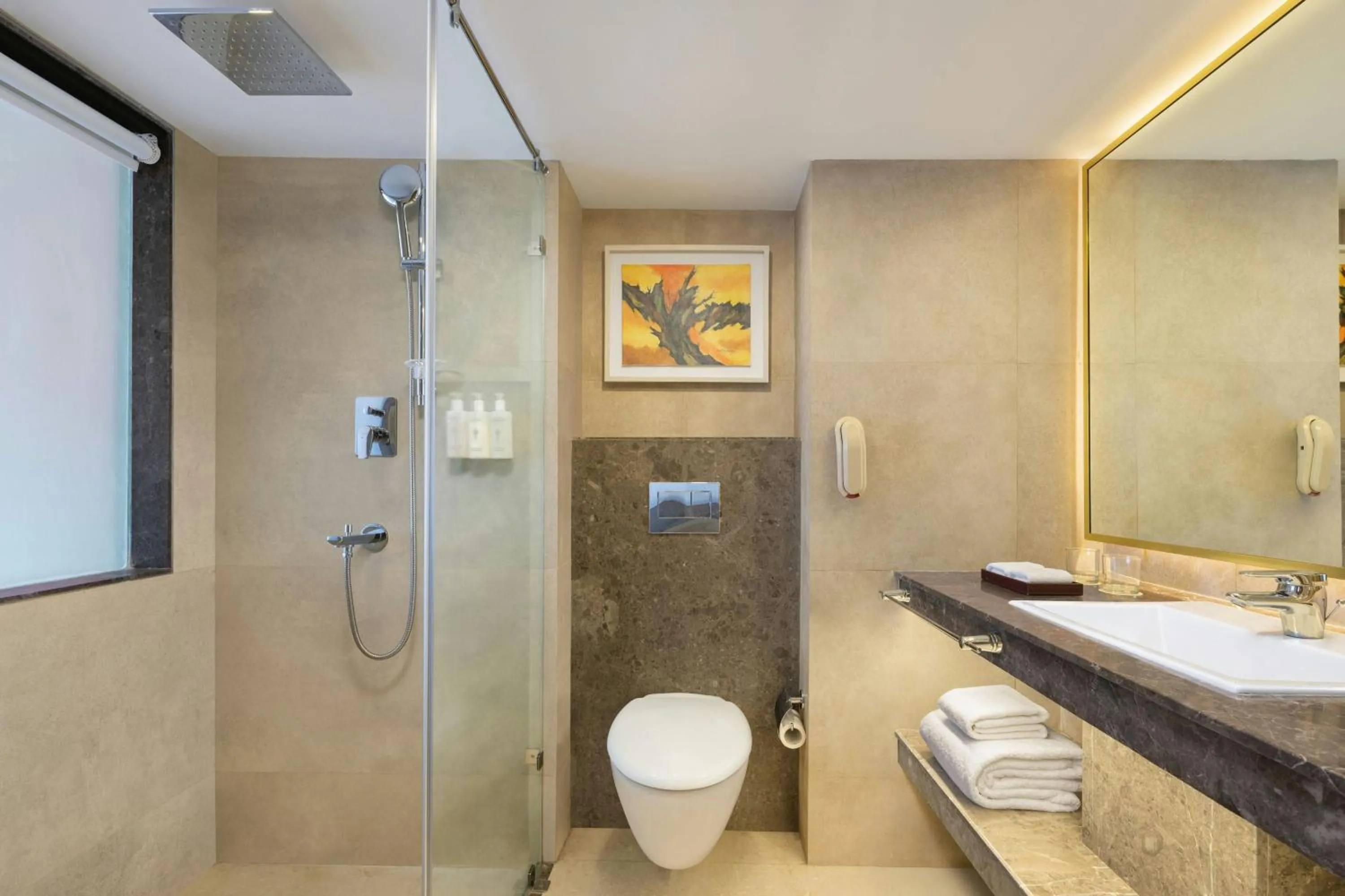 Photo of the whole room in The Soaltee Kathmandu, Autograph Collection