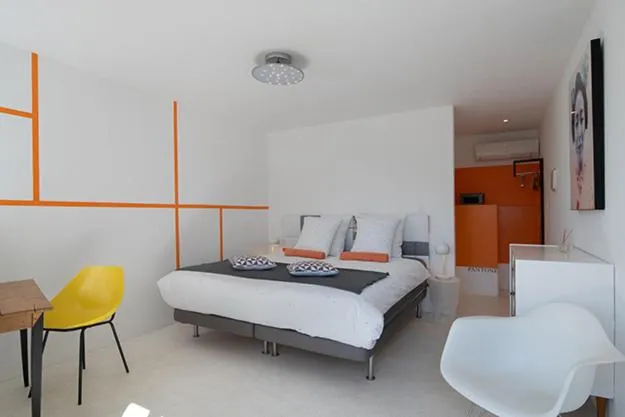 Bed in Mise en Scène