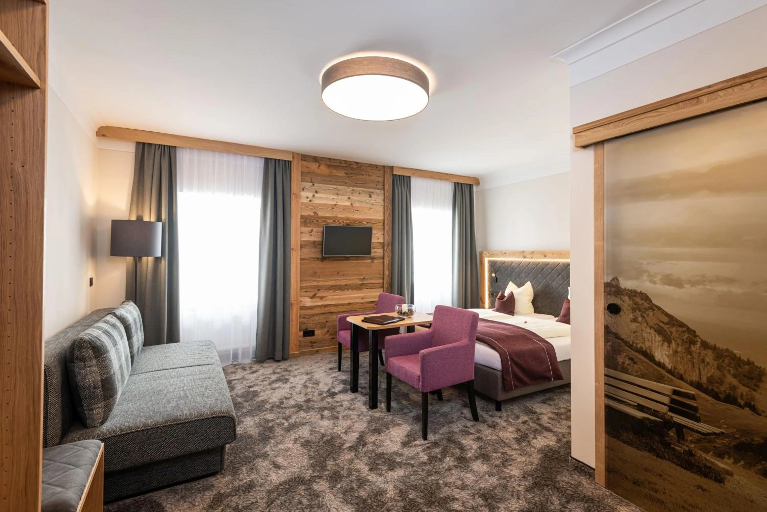 Photo of the whole room, Bed in Hotel Stegerbräu