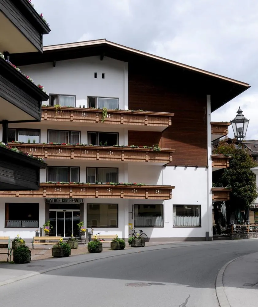 Facade/entrance in Gasthof Hotel Kirchenwirt