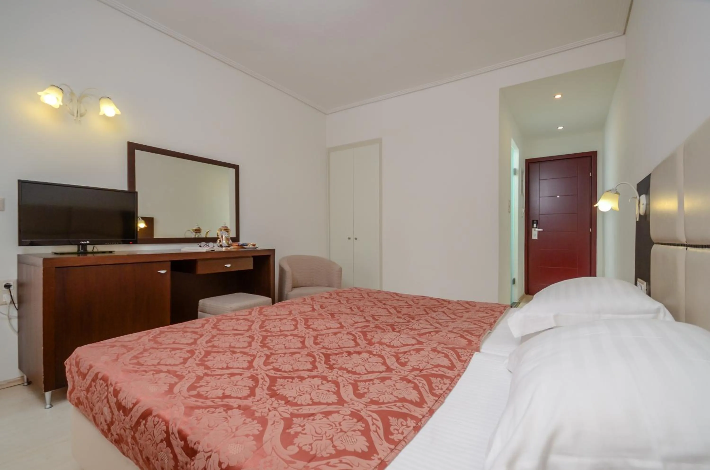 Bedroom, Bed in Aeolis Boutique Hotel