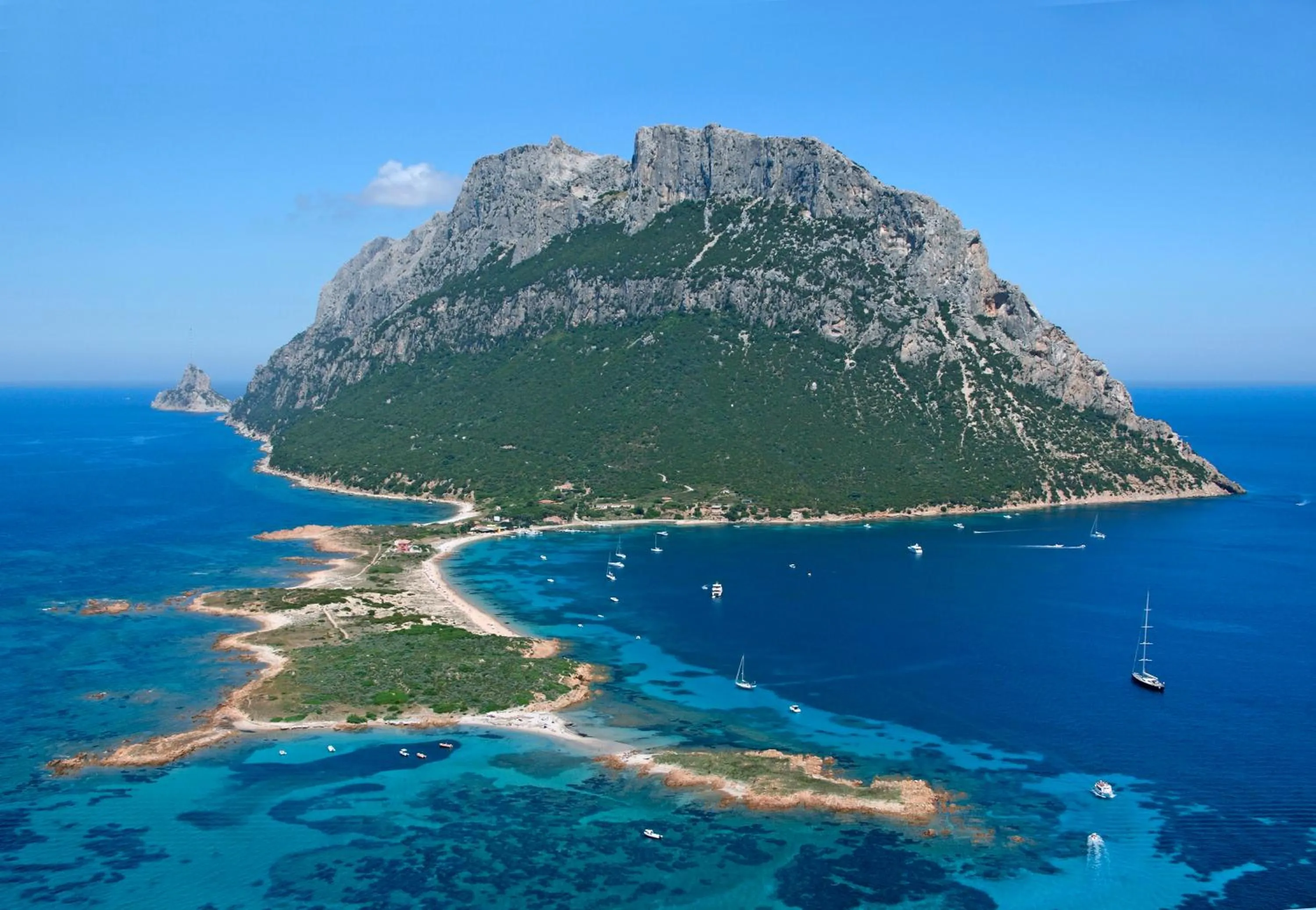 Property building in Felix Hotels - Hotel Residence Porto San Paolo