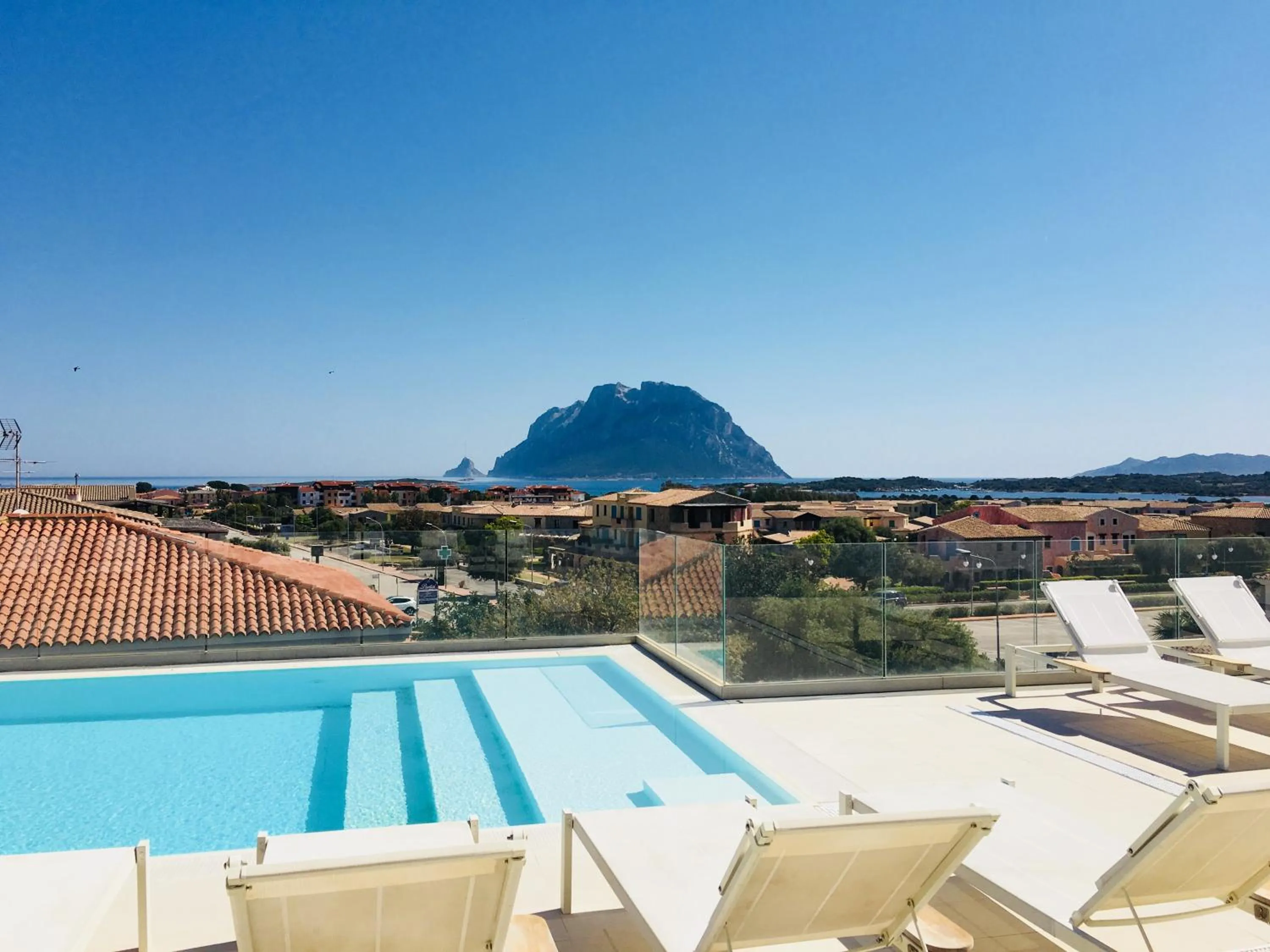 Pool view in Felix Hotels - Hotel Residence Porto San Paolo