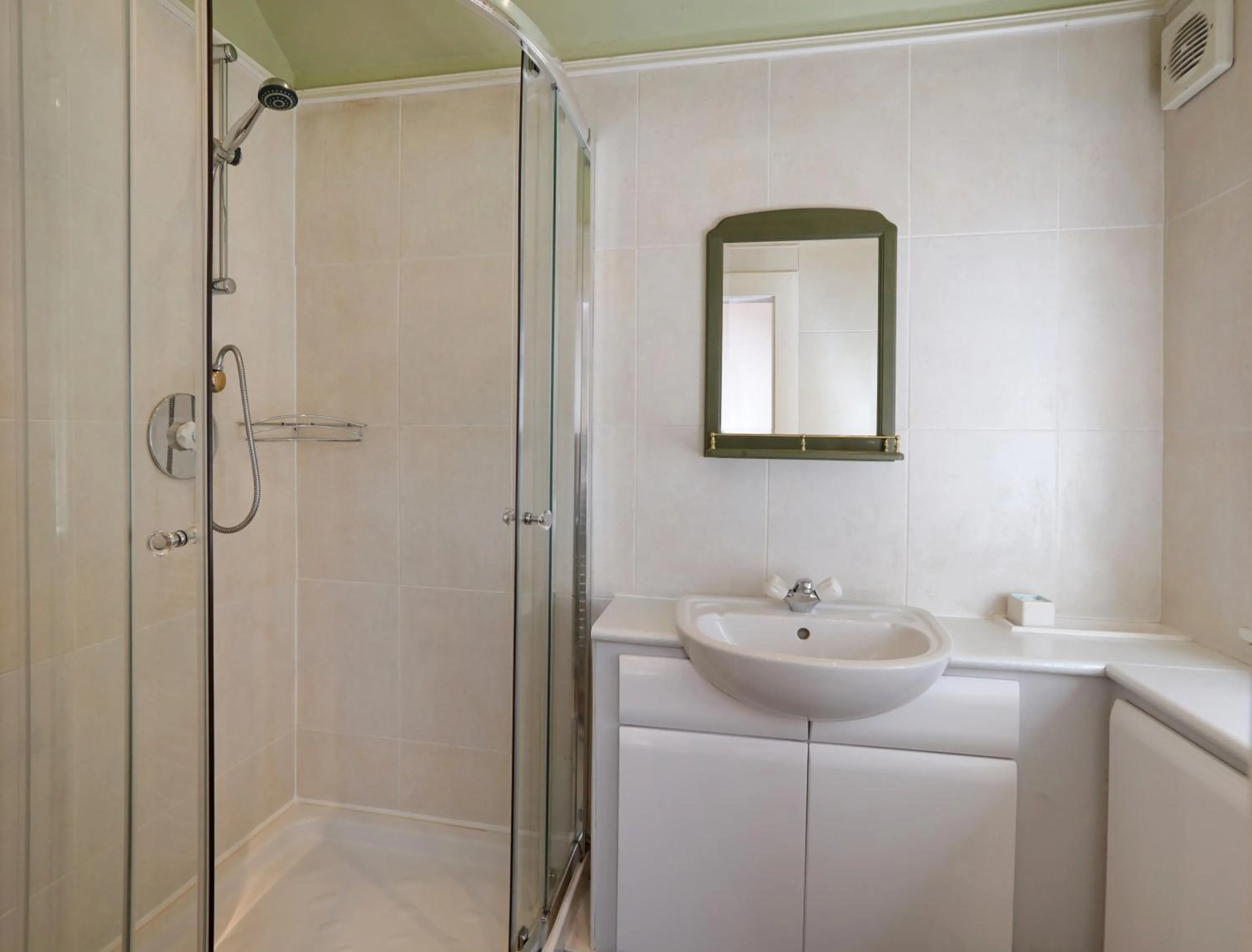 Bathroom in Ard Na Said