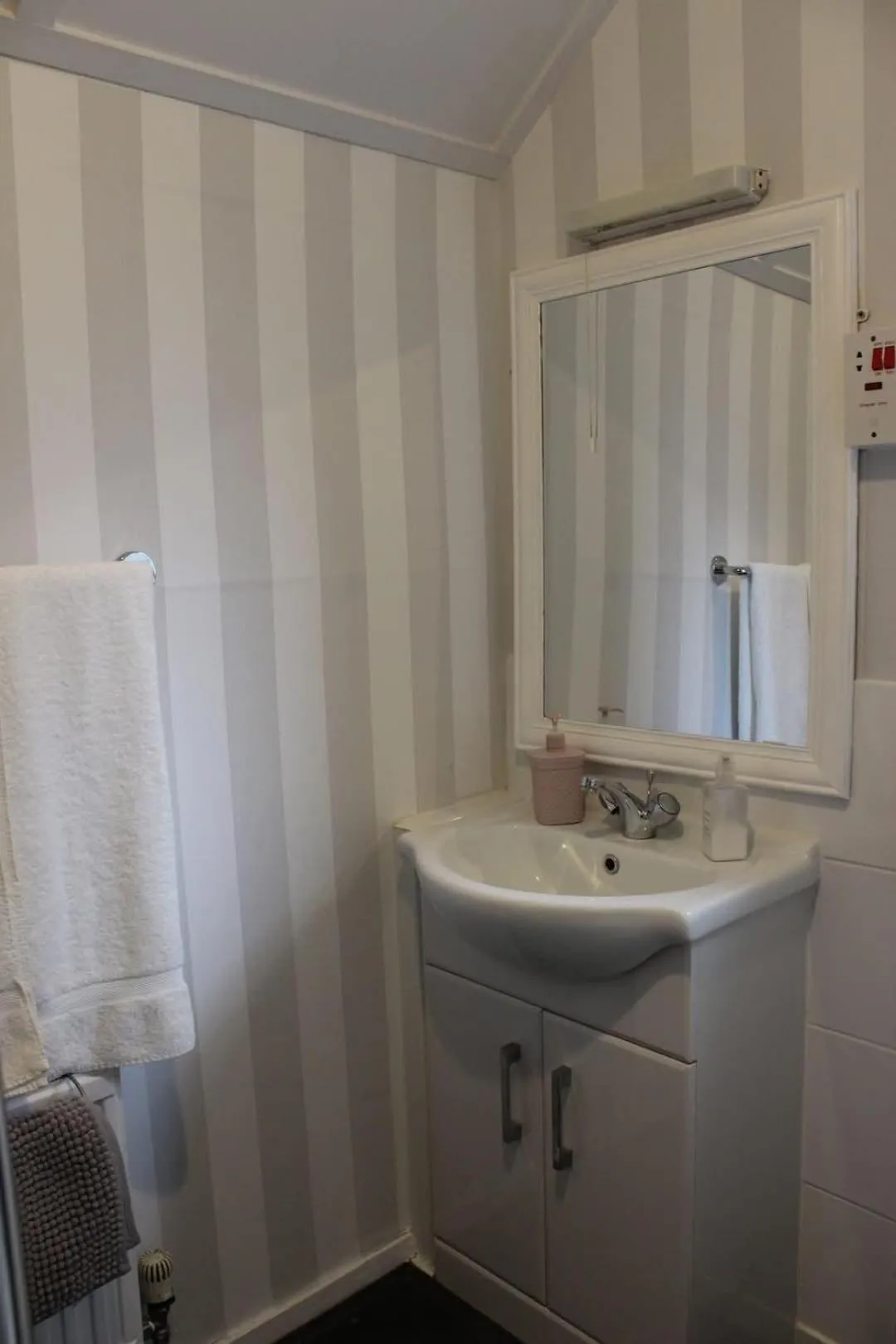 Bathroom in Argyle Guest House