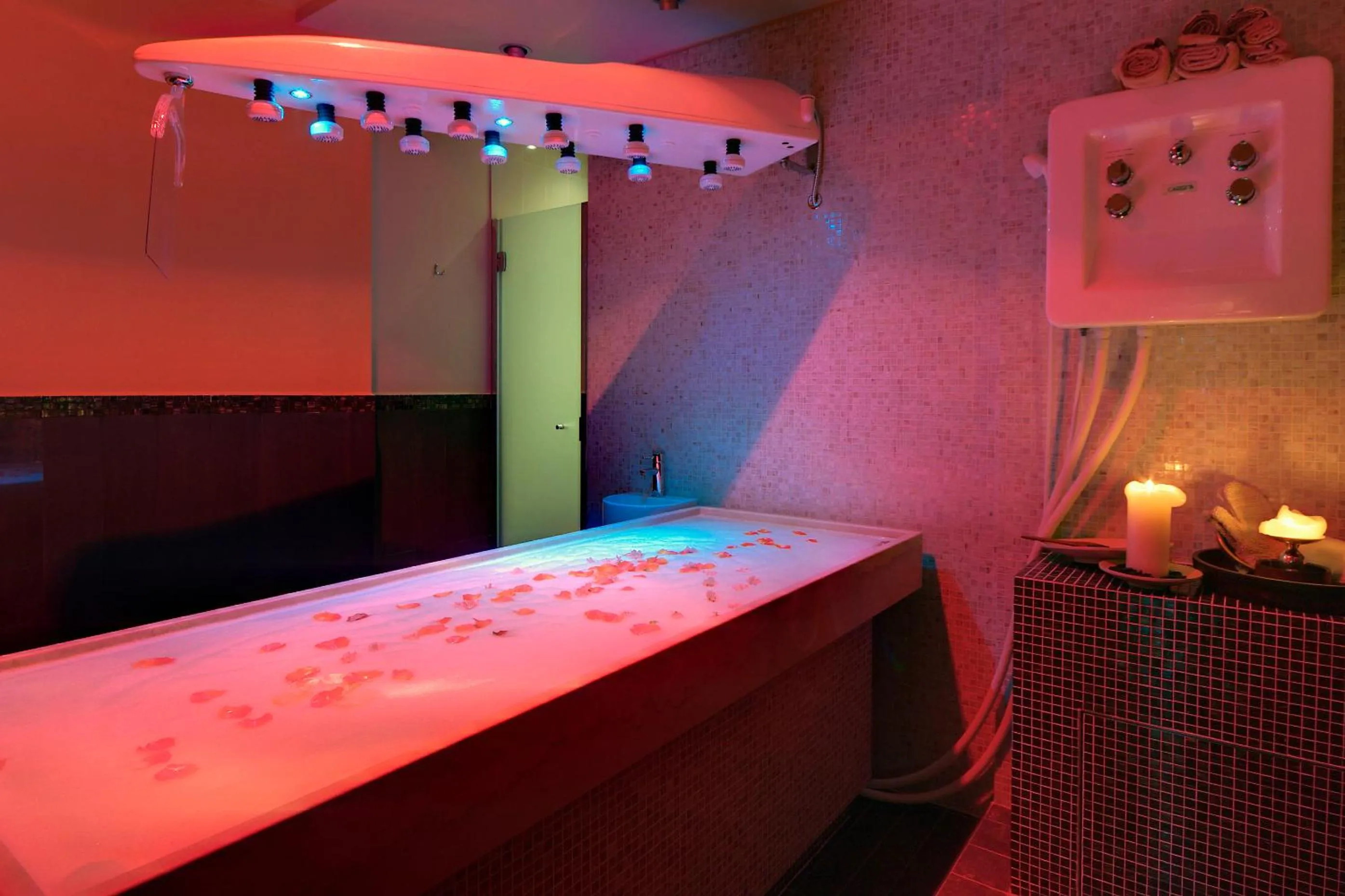 Spa and wellness centre/facilities, Bed in Hotel Federico II