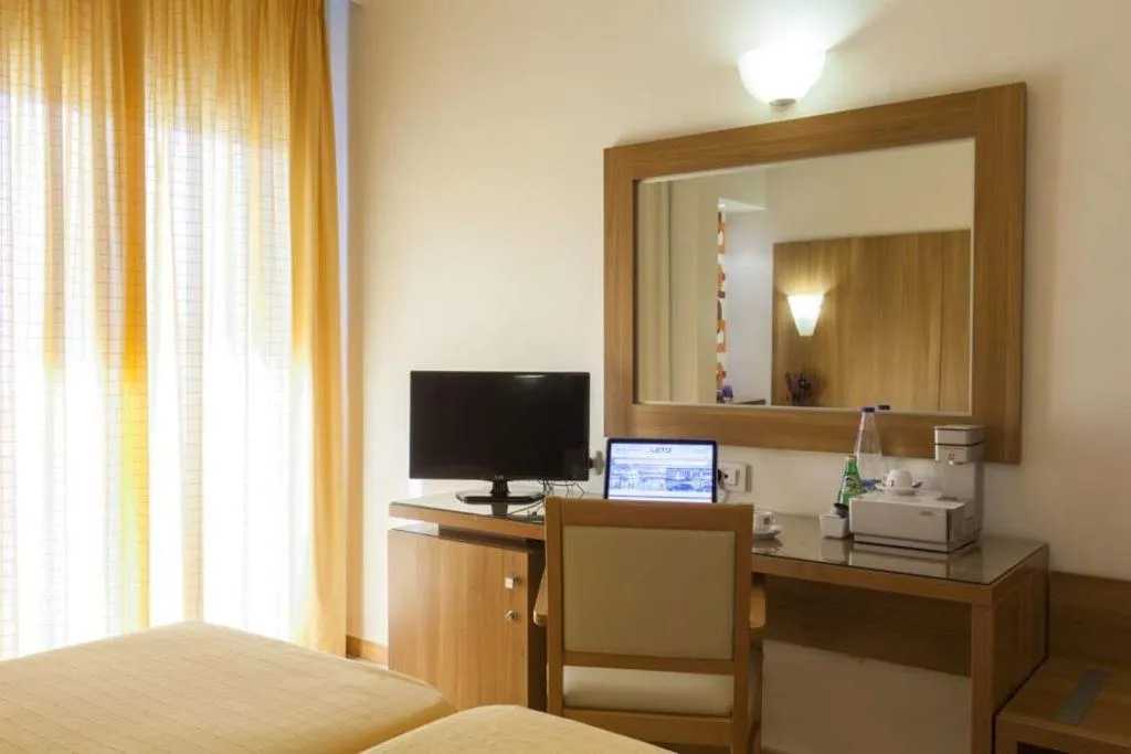 TV and multimedia, Bed in Leto Boutique Hotel Agrinio