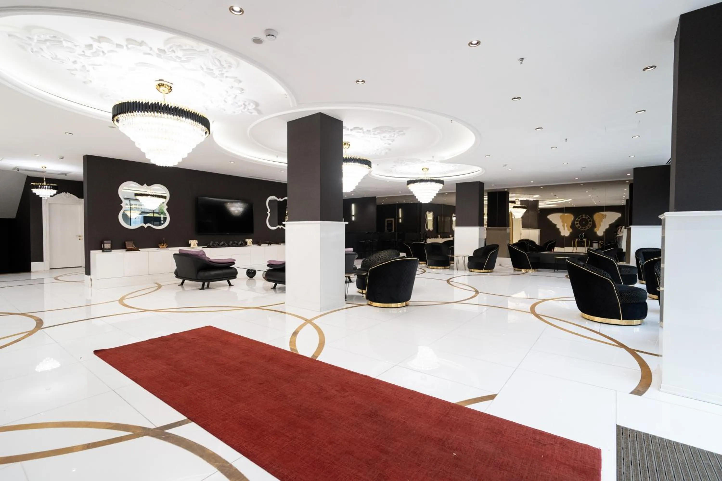Lobby or reception in Golden Pars Hotel