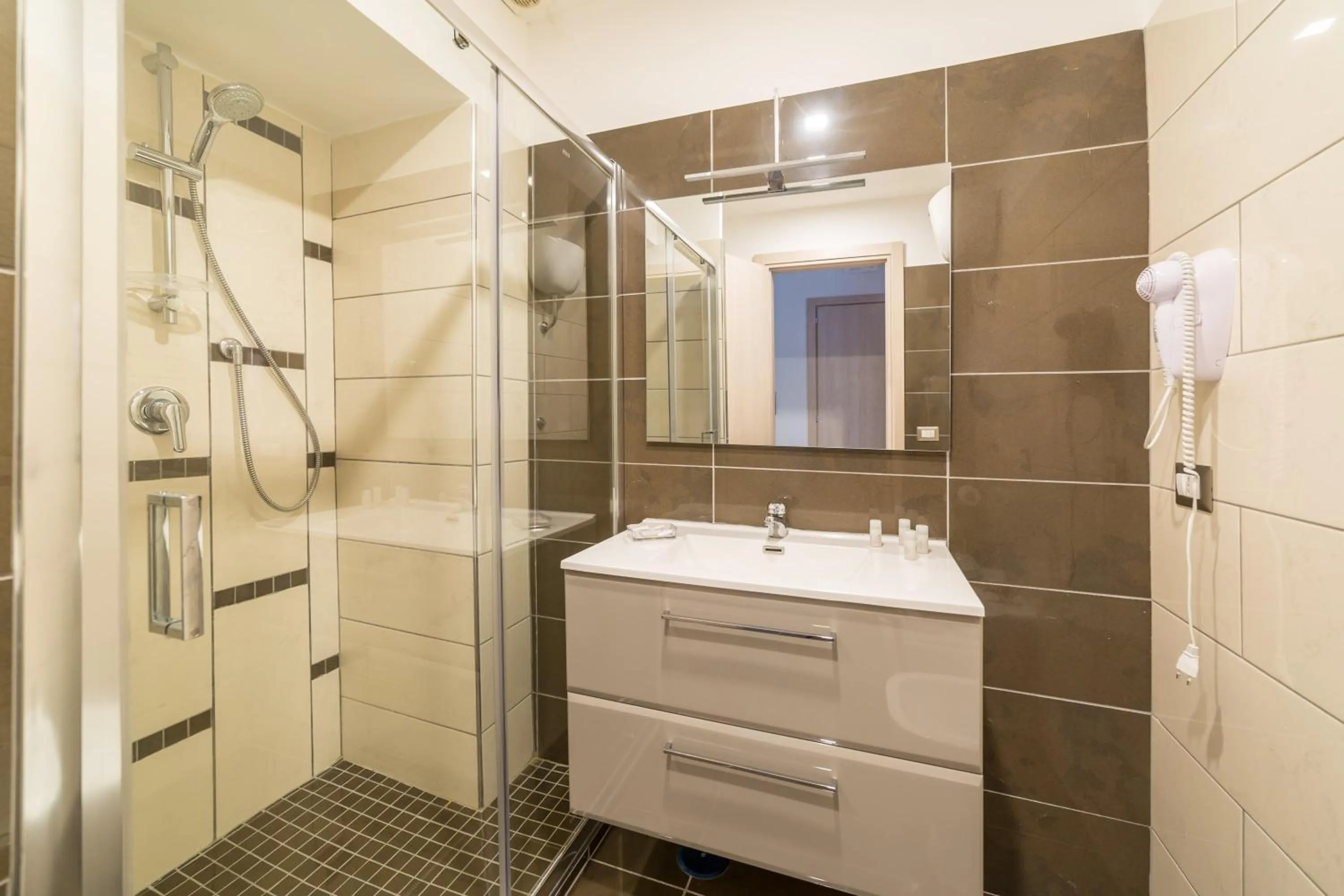 Be Italian Flat Bovio