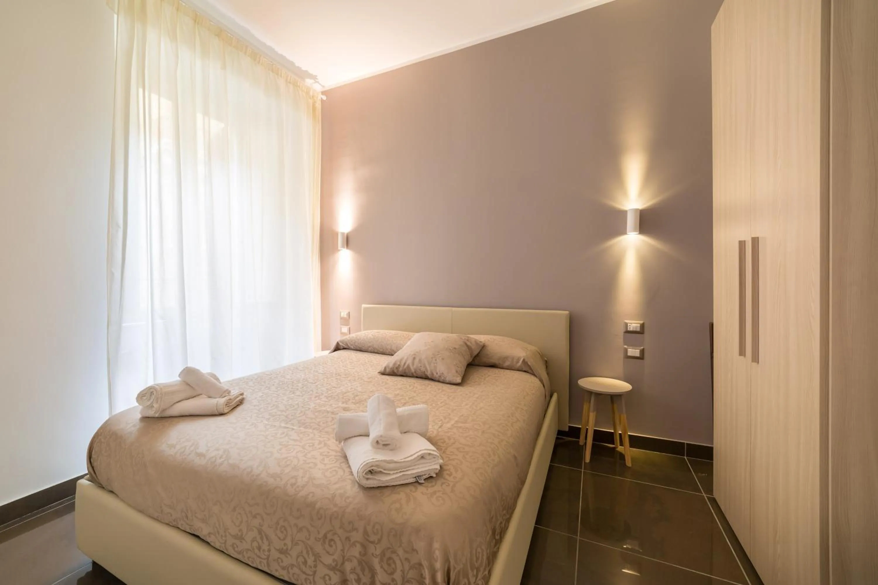 Bed in Be Italian Flat Bovio