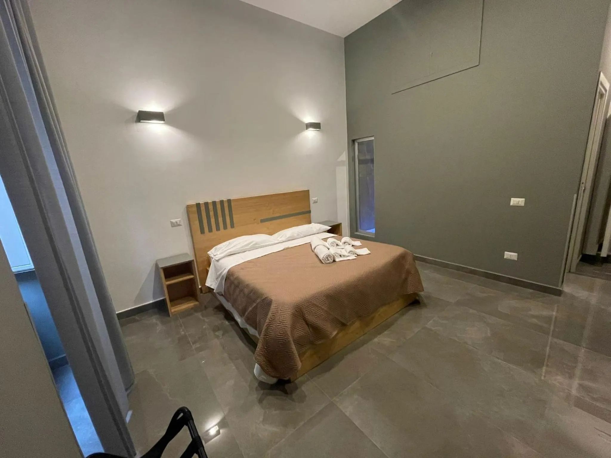 Bed in Be Italian Flat Bovio