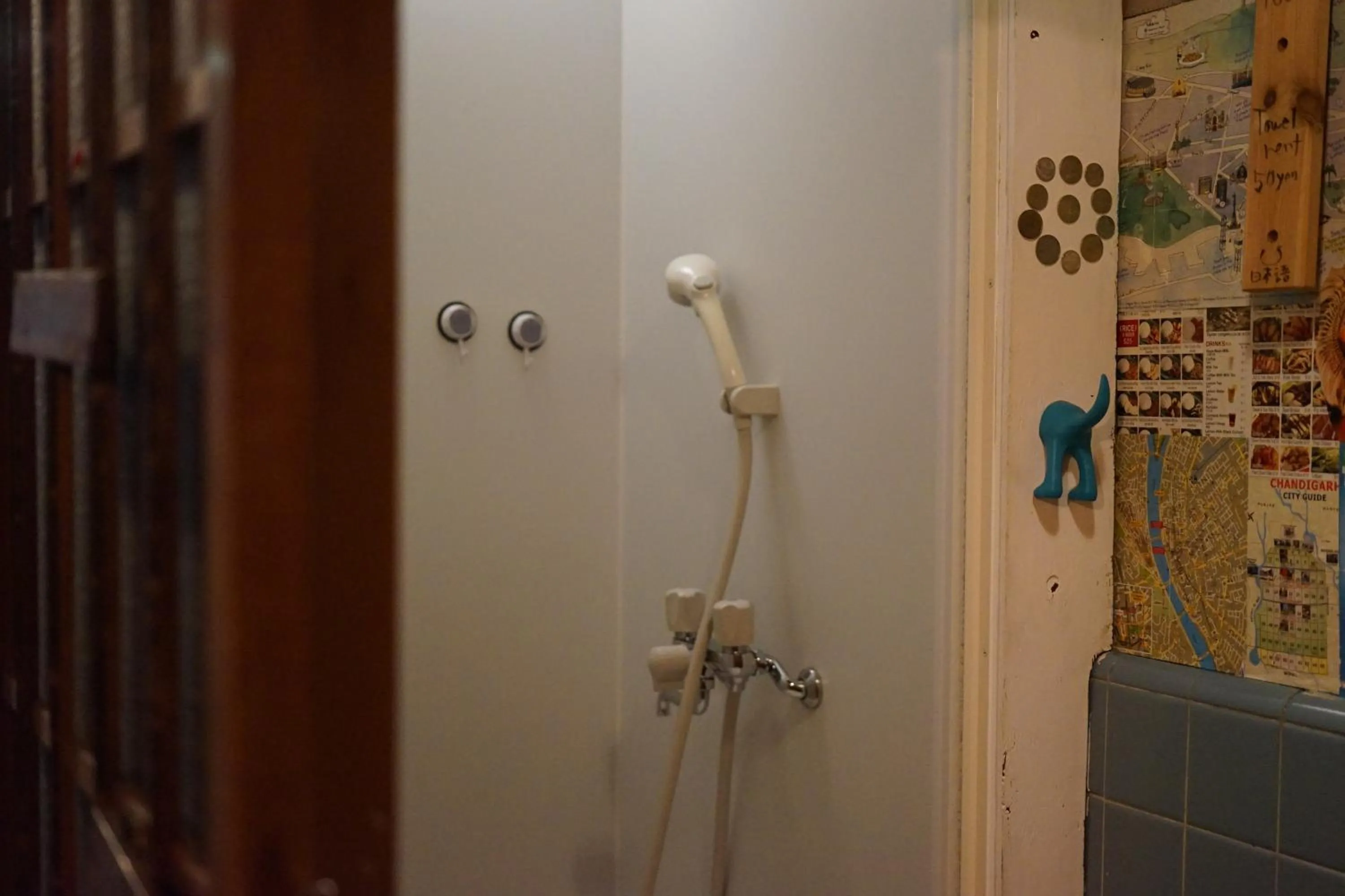 Shower in Guest House FUTARENO