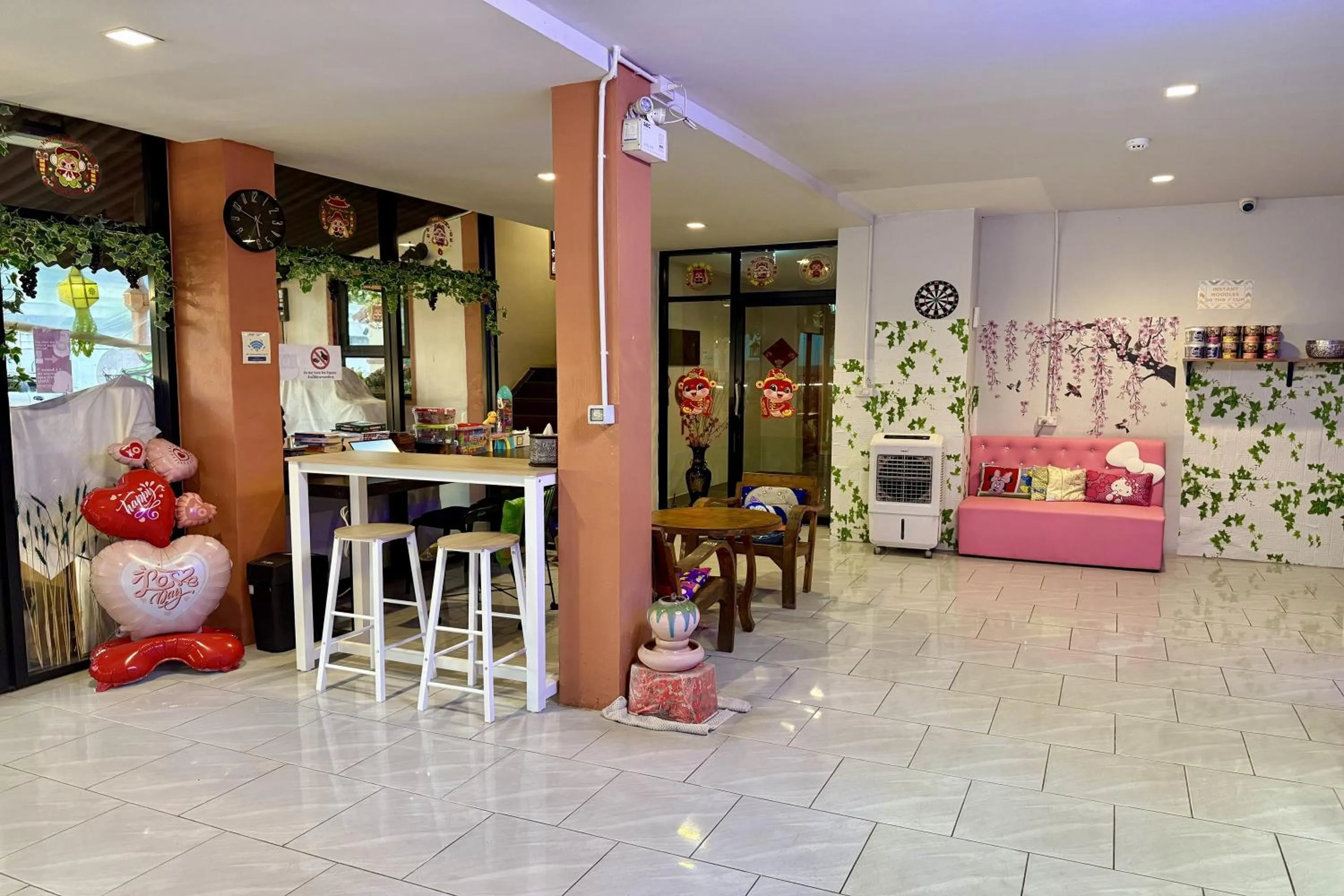 Lobby or reception in Sabaidee Chiangmai Hotel