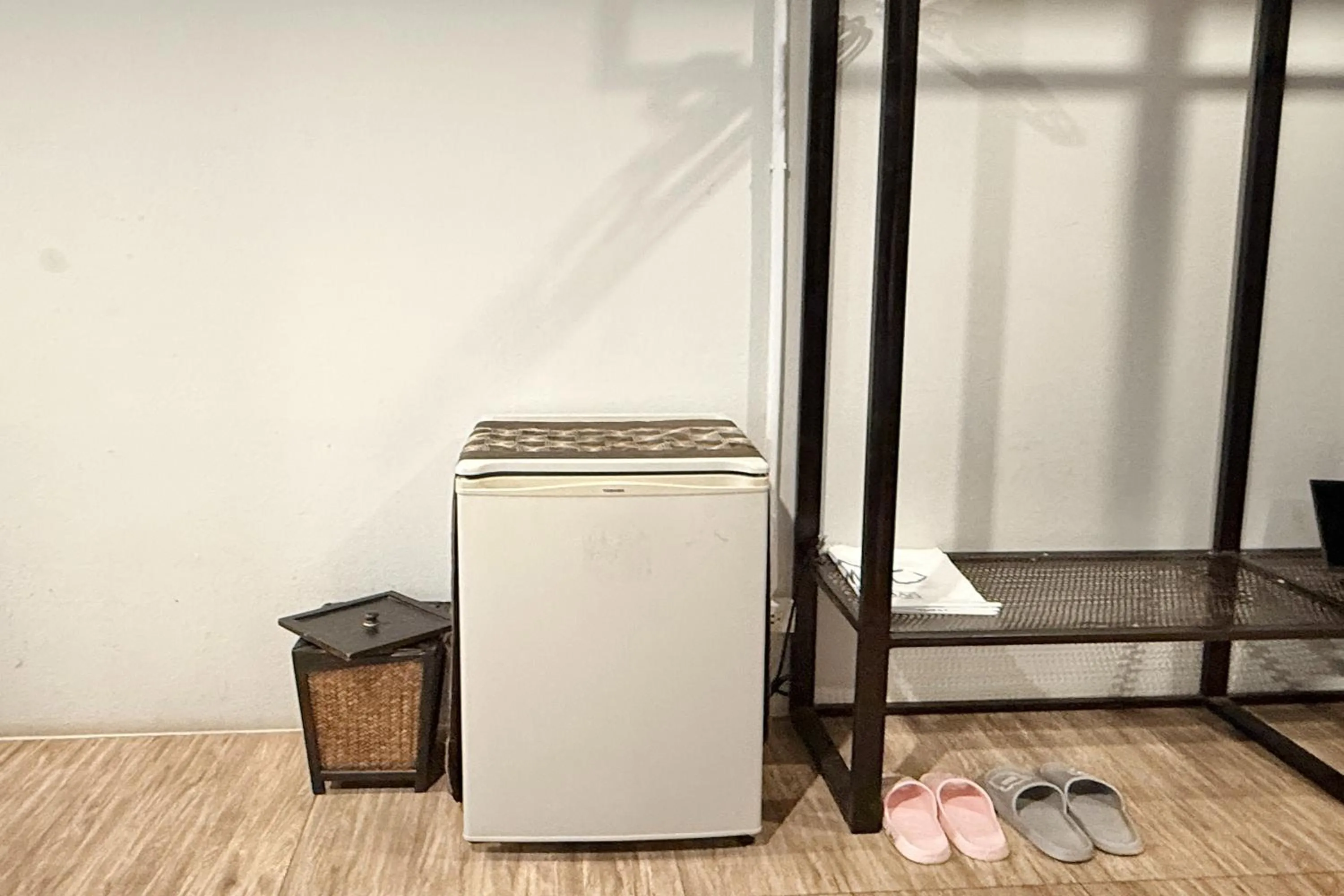 wardrobe in Sabaidee Chiangmai Hotel