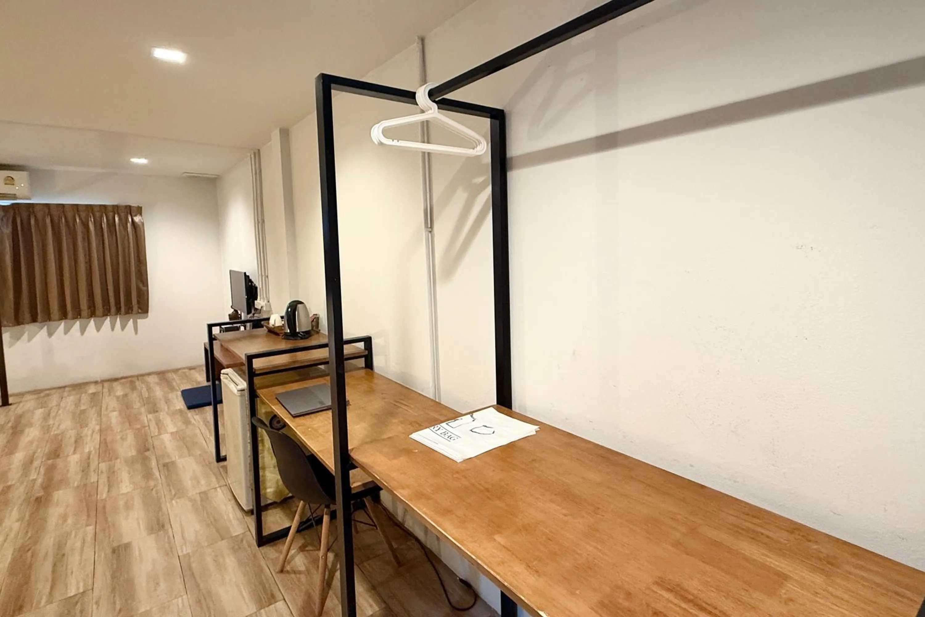 wardrobe in Sabaidee Chiangmai Hotel