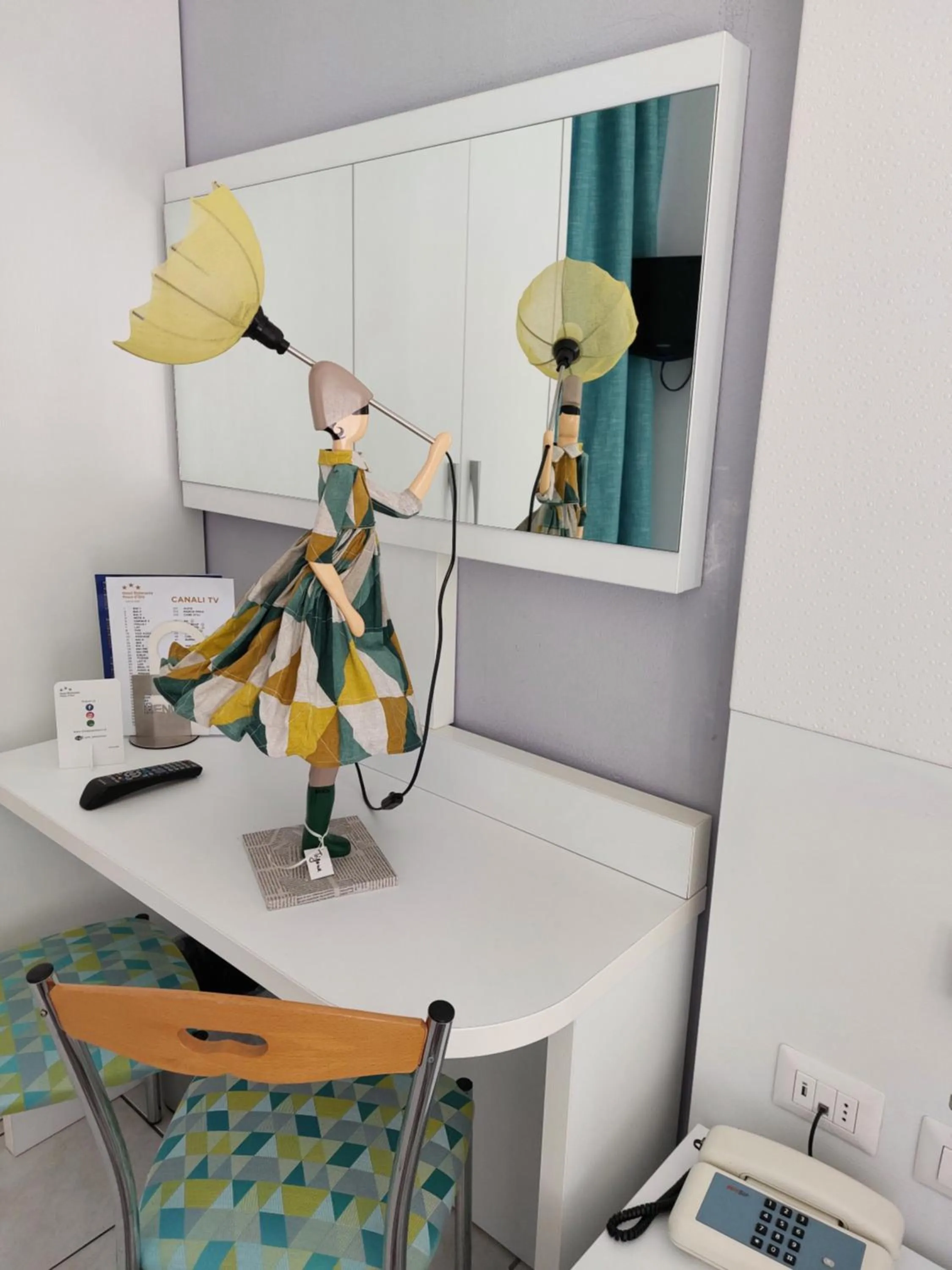 Decorative detail in Albergo Pesce D'oro