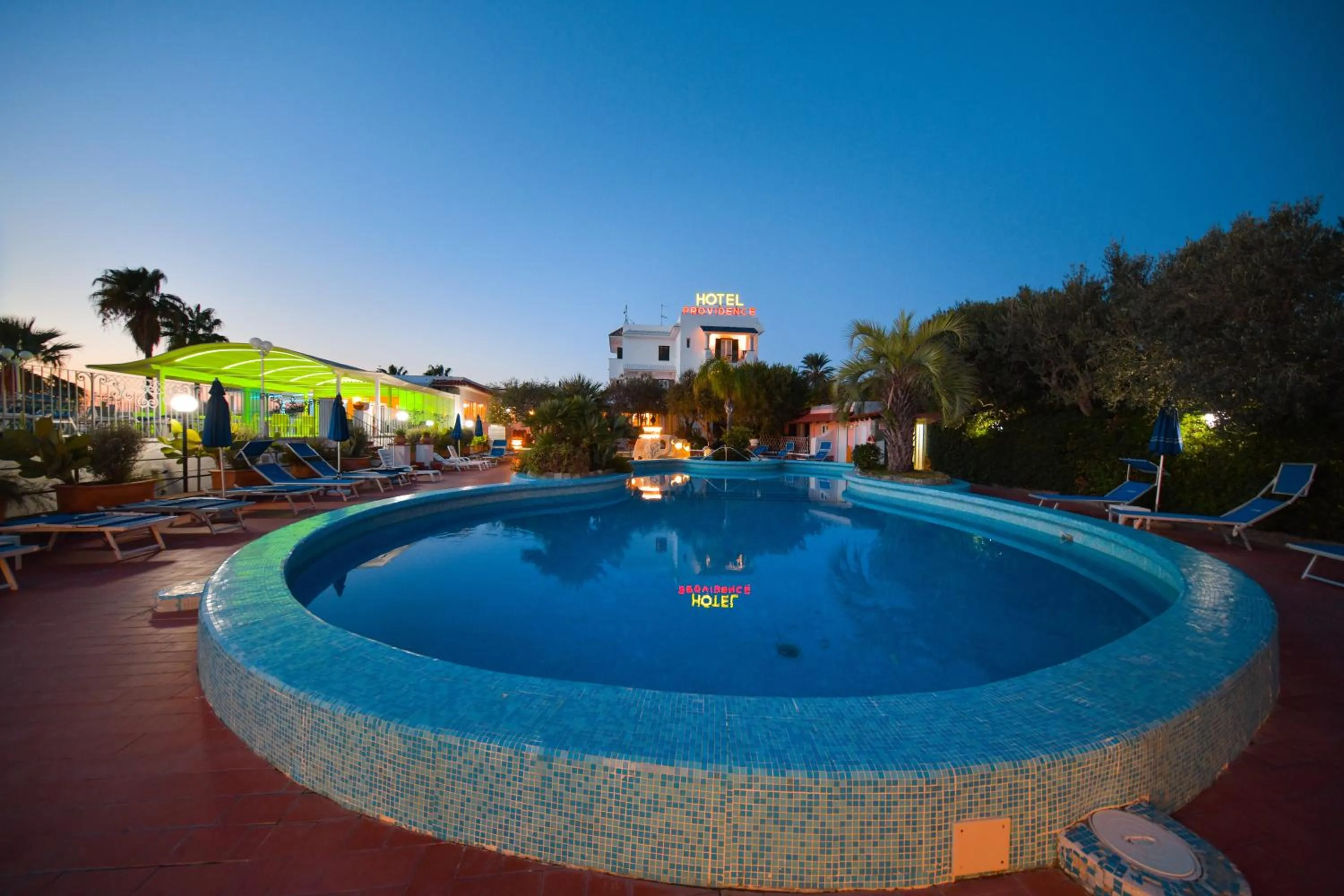 Swimming pool in Hotel Terme Providence