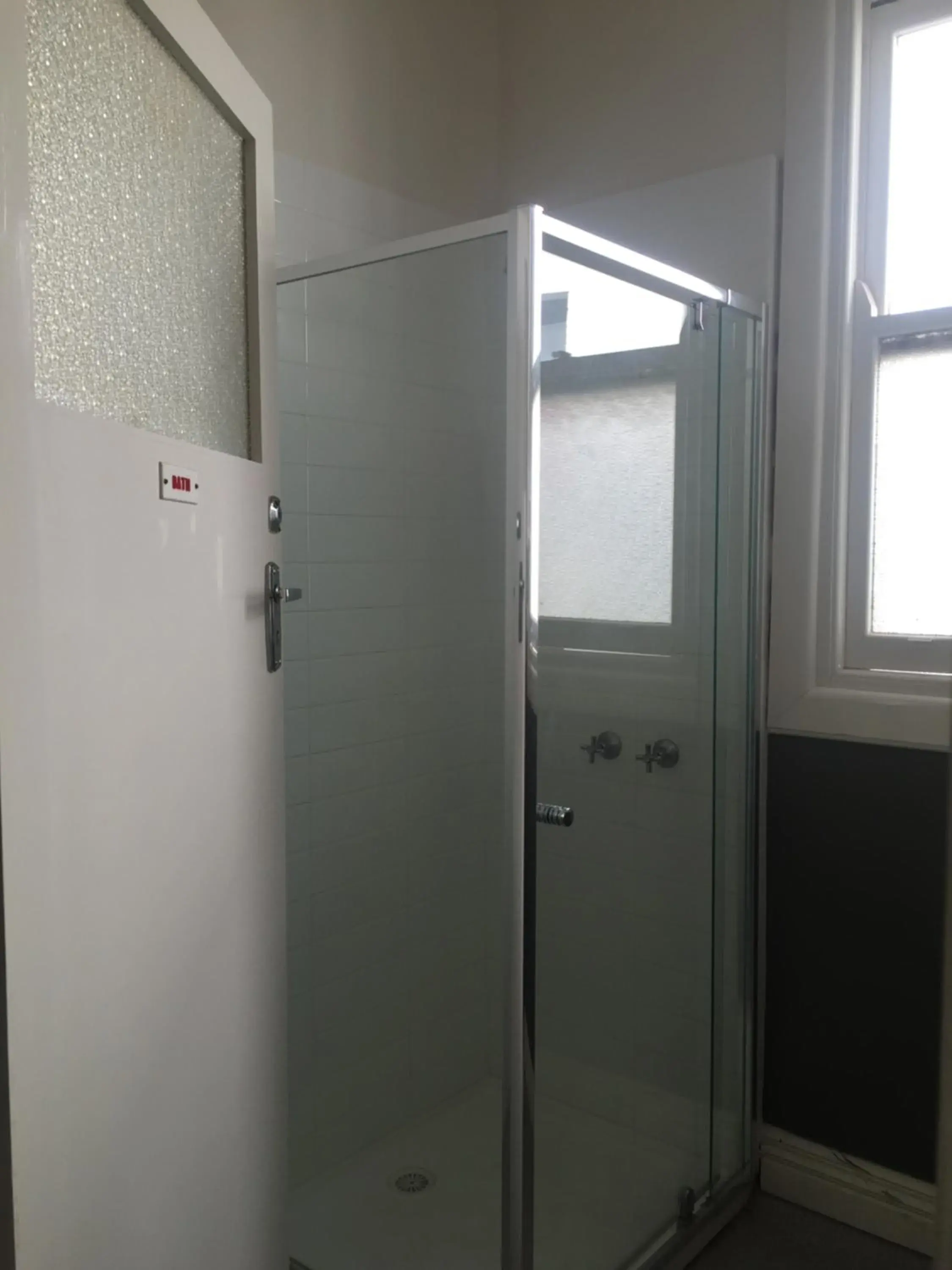 Double or Twin Room in Western Hotel Ballarat Double or Twin Room in Western Hotel Ballarat