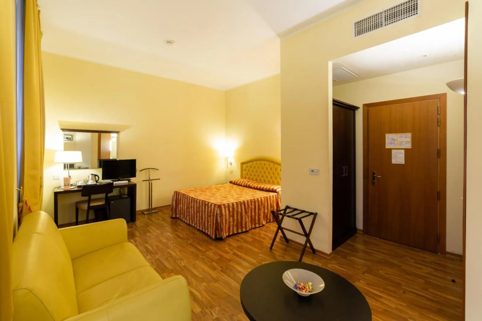 Bed in Hotel Due Colonne