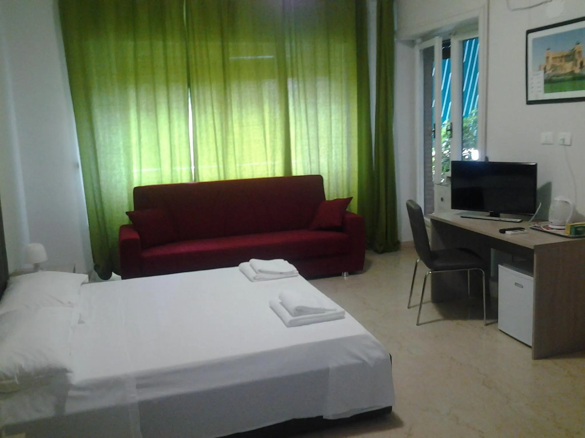 Bedroom, Bed in Olimpica Relais guest house