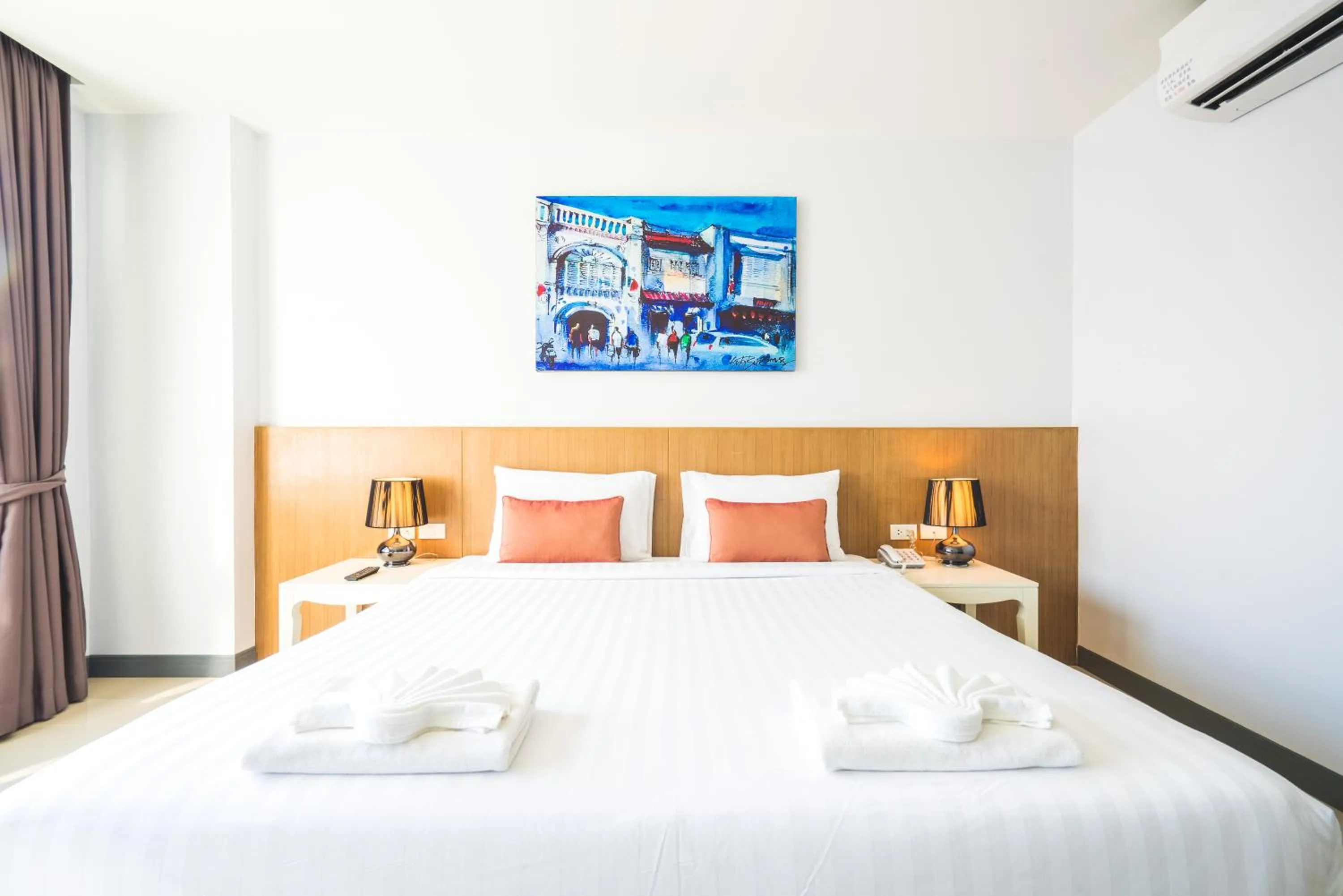 Photo of the whole room, Bed in Vapa Hotel - SHA Extra Plus