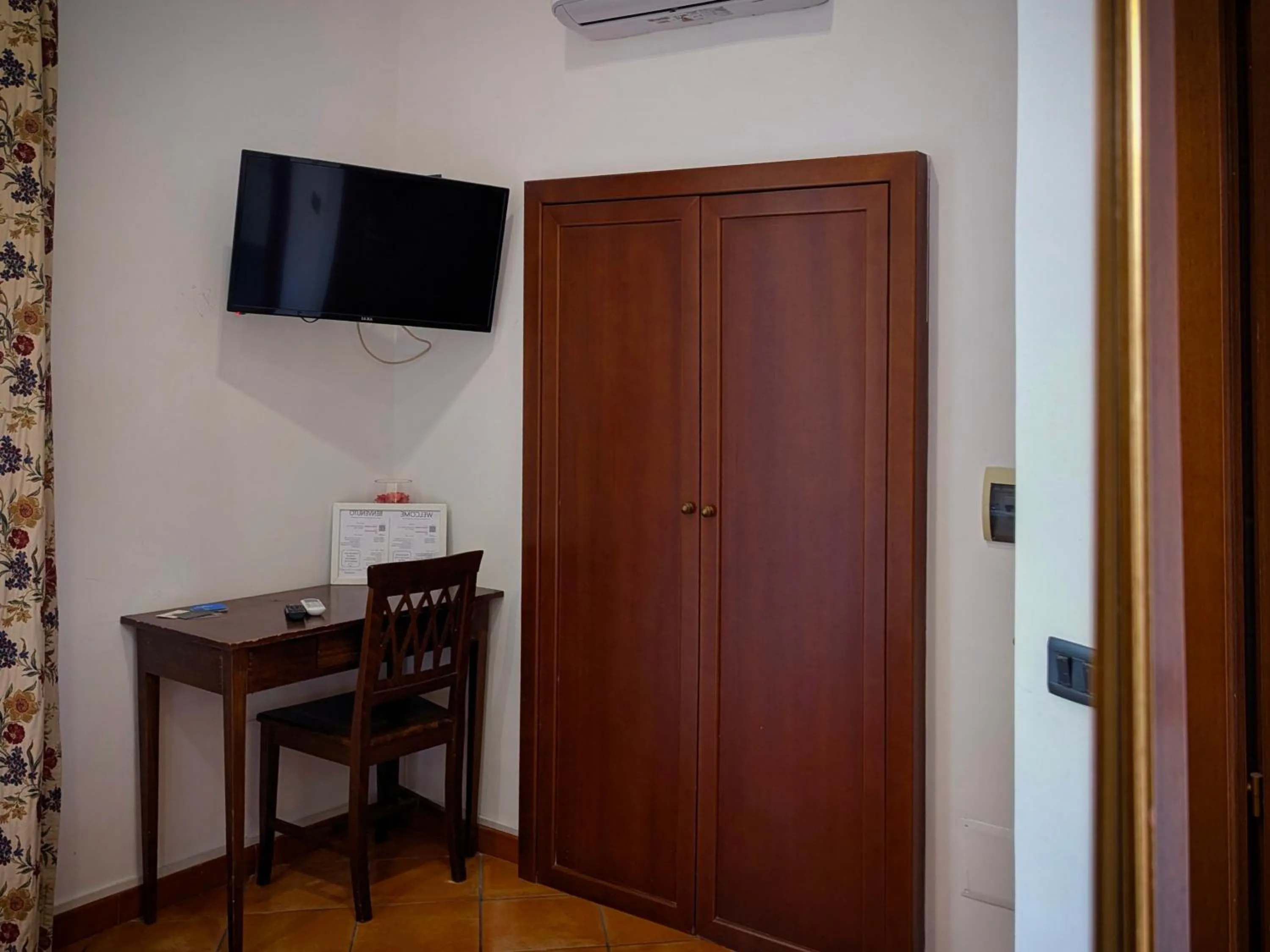 TV and multimedia in Locanda Dell'Arte