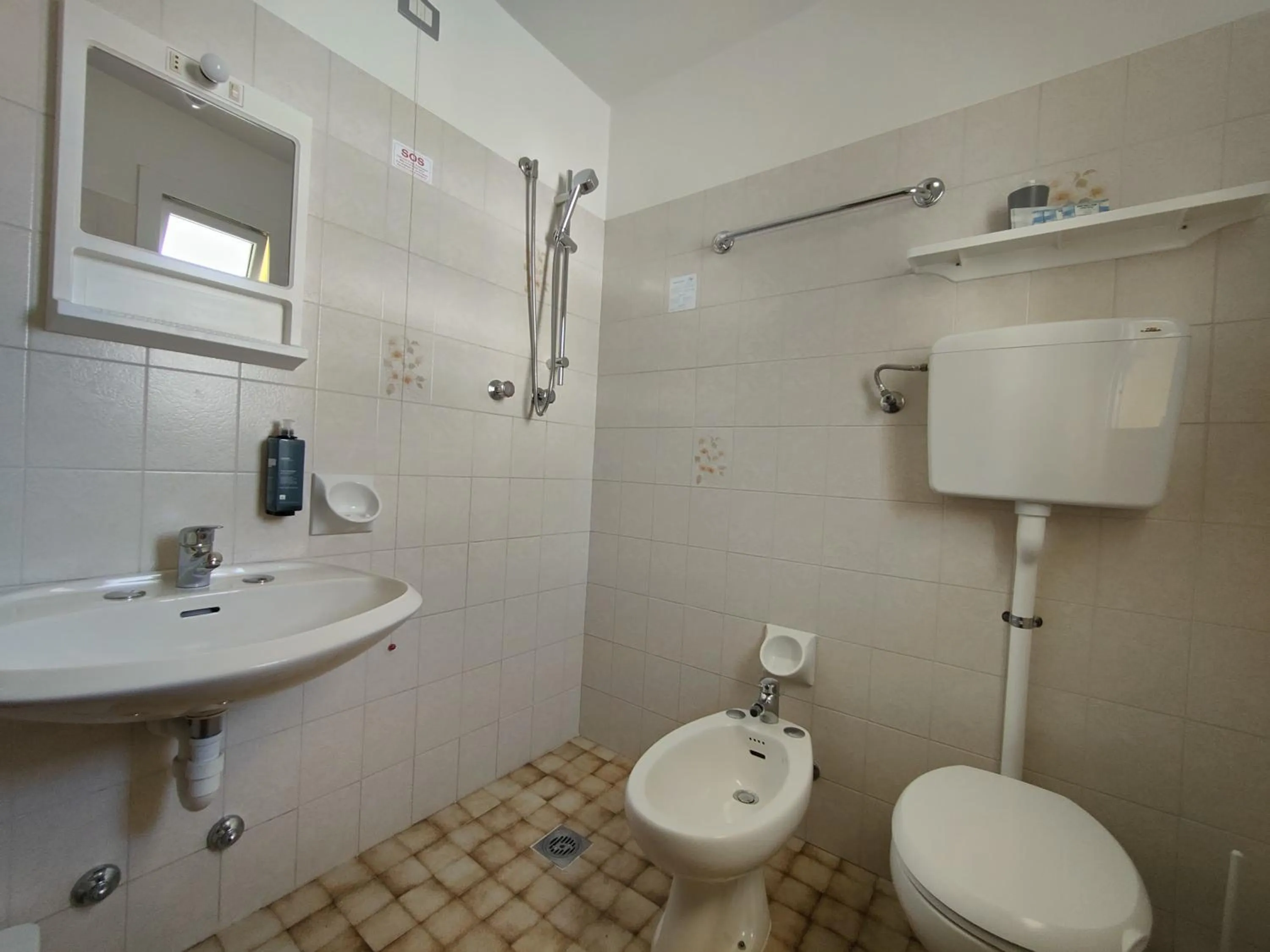 Toilet in Hotel Anna