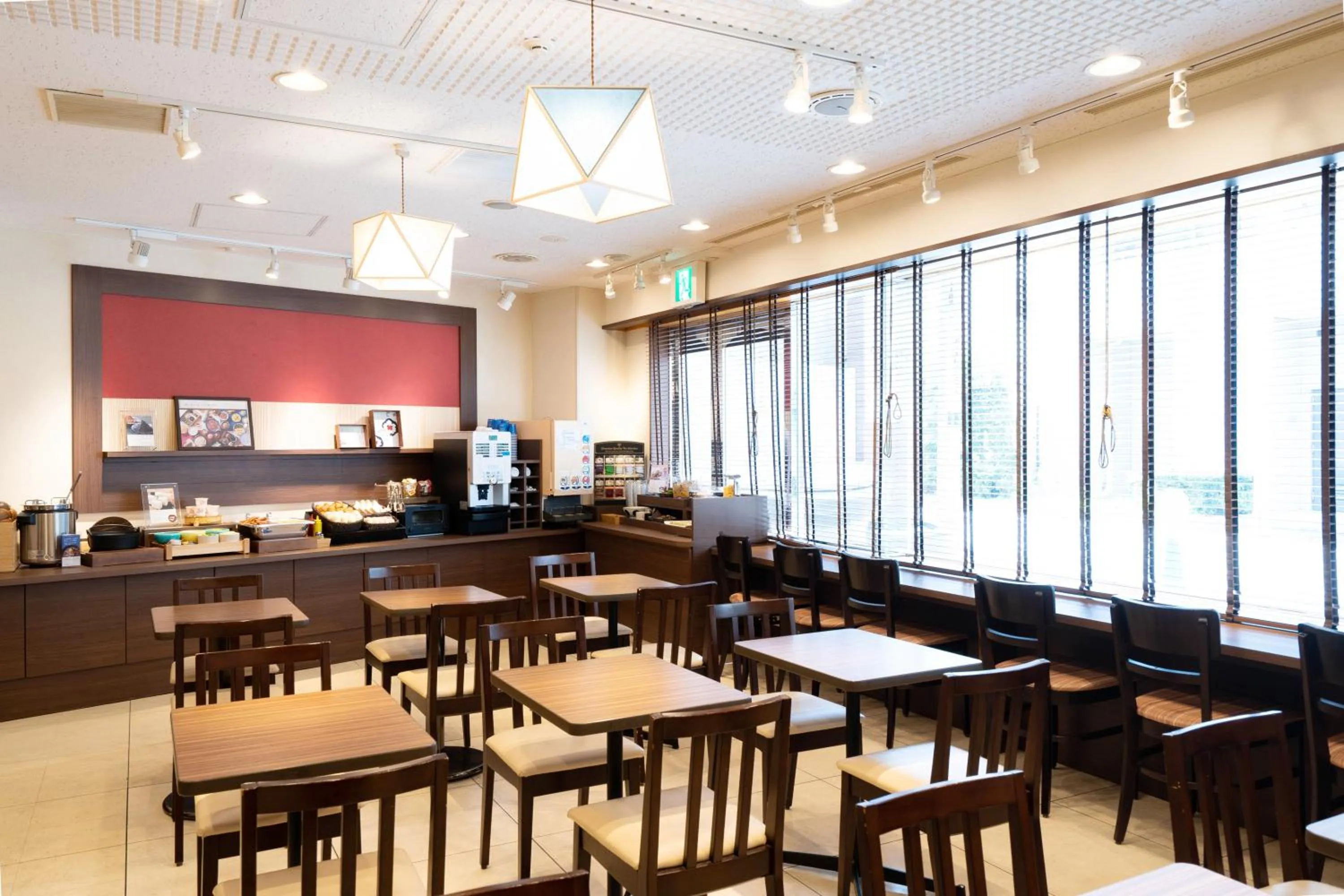 Restaurant/places to eat in Vessel Inn Ueno Iriya Station