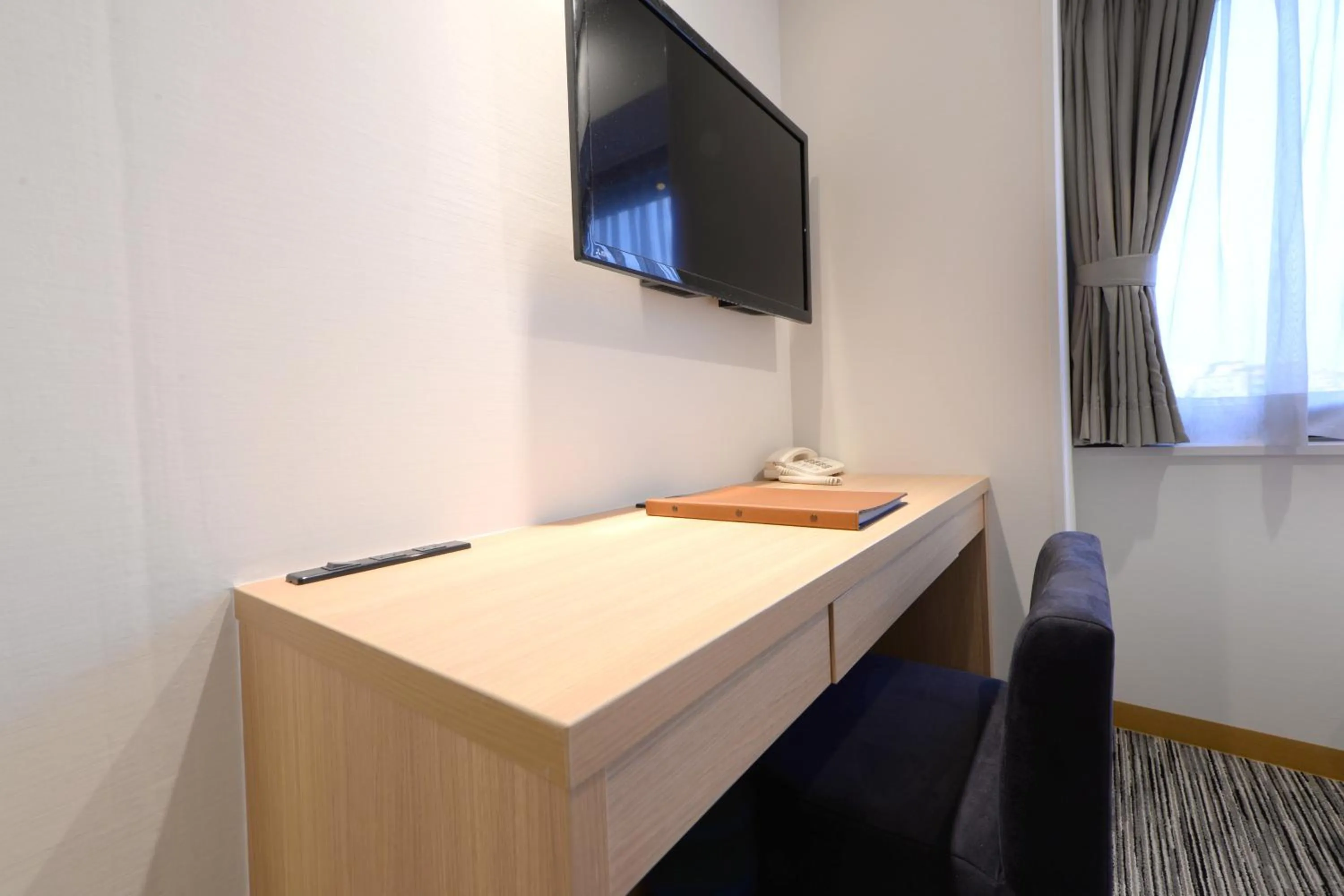 Photo of the whole room in Vessel Inn Ueno Iriya Station