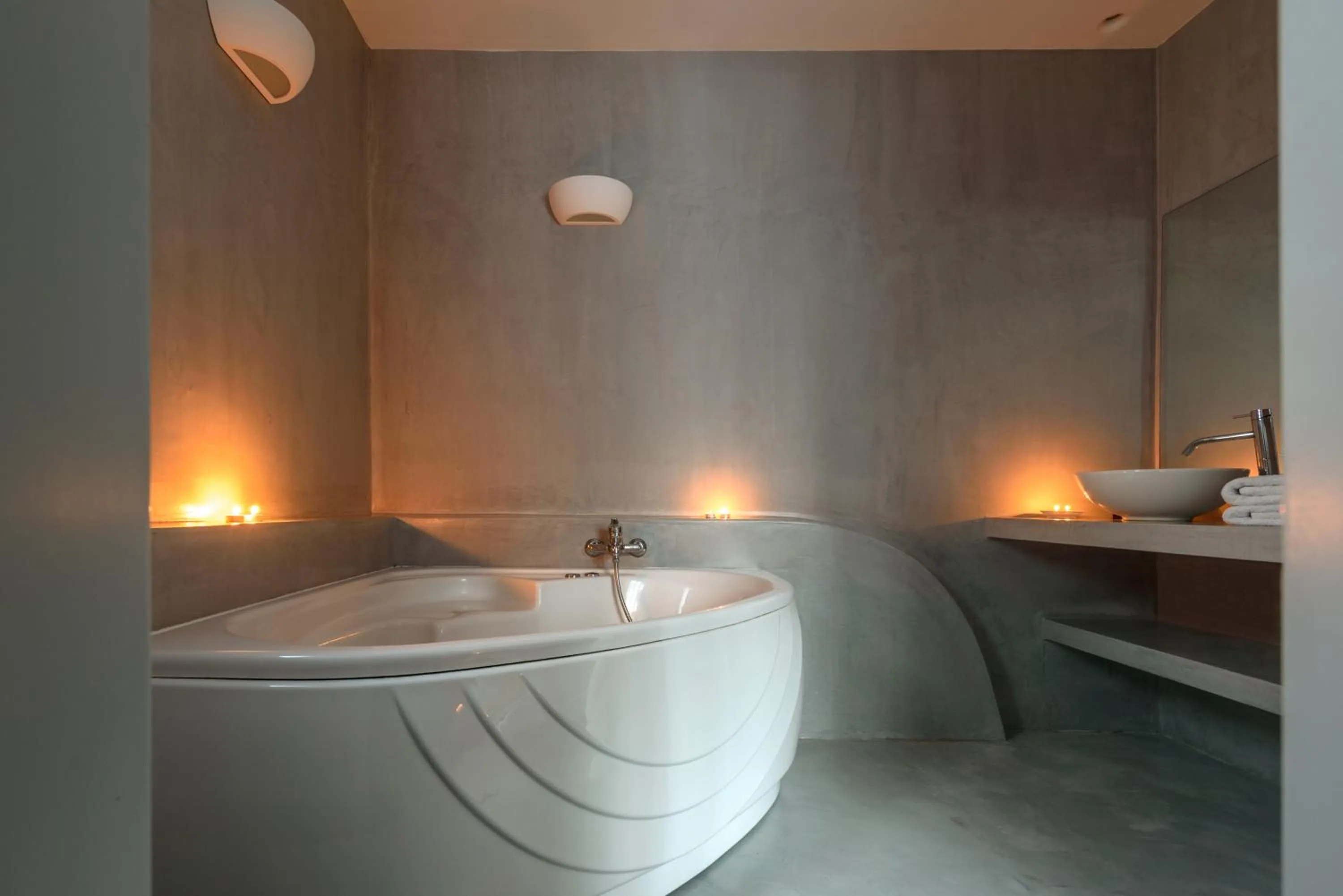 Bathroom in Anemomilos