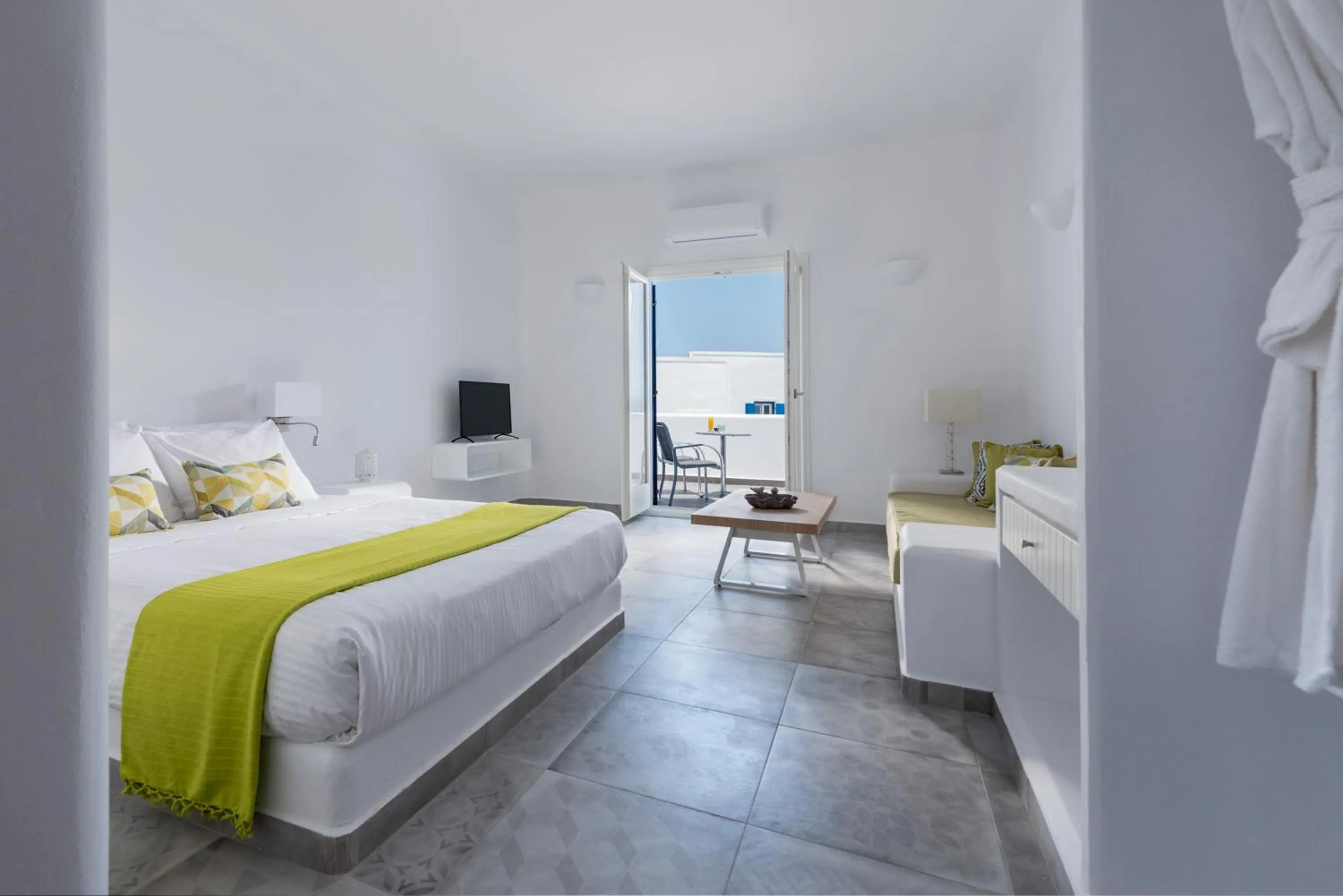 Bedroom, Bed in Anemomilos