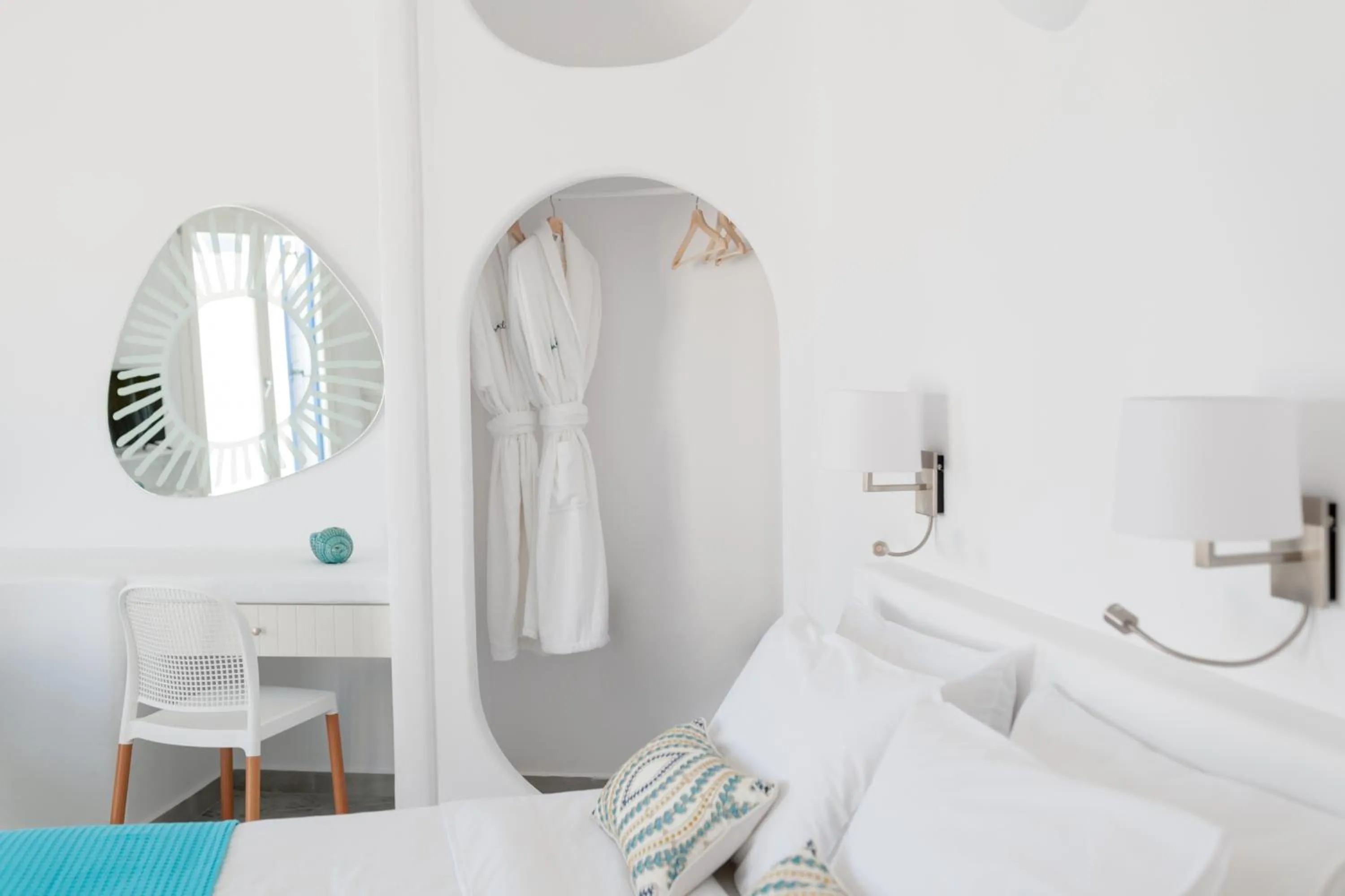 Bedroom, Bed in Anemomilos