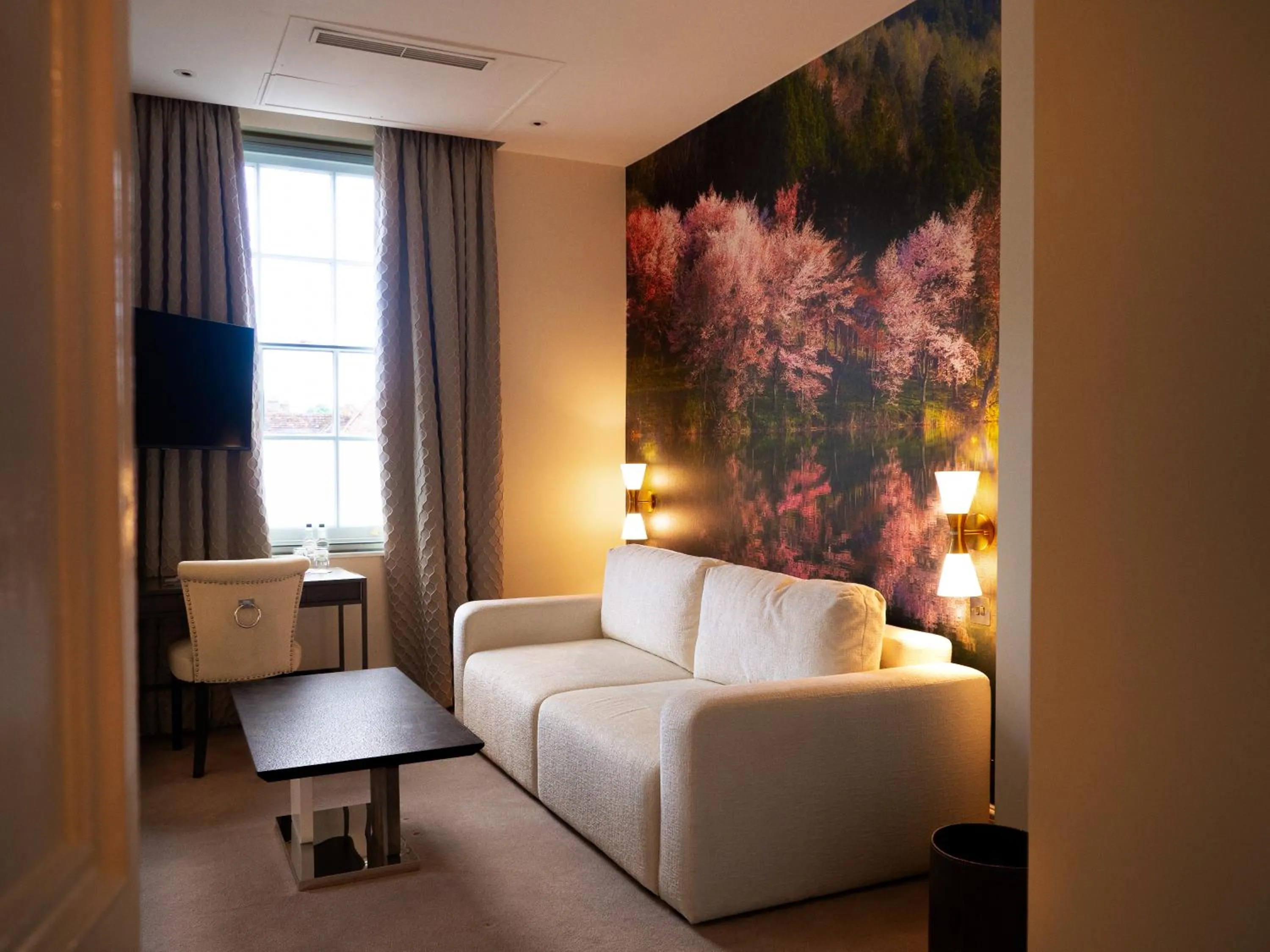 Seating area in St Michael's Manor Hotel - St Albans