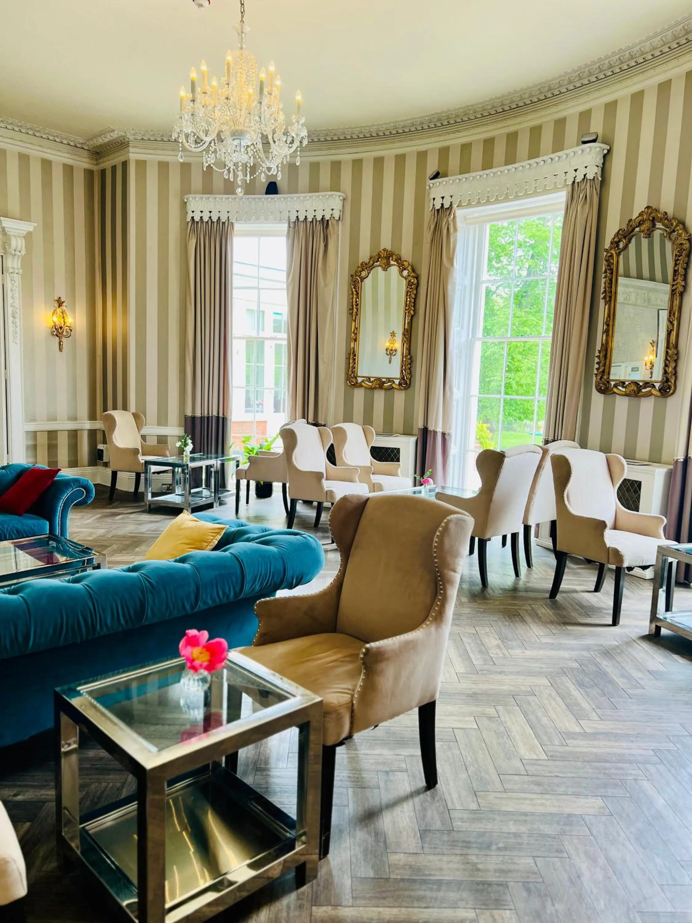 Lounge or bar in St Michael's Manor Hotel - St Albans