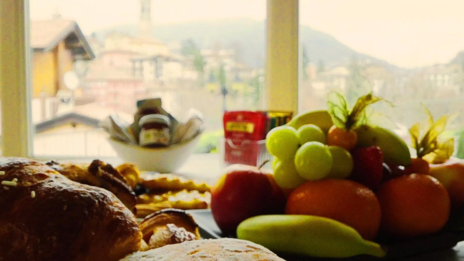 Food and drinks in T'AMI Hotel Resort Spa